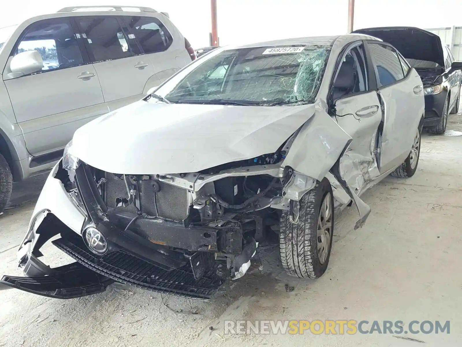 2 Photograph of a damaged car 2T1BURHE5KC132259 TOYOTA COROLLA 2019