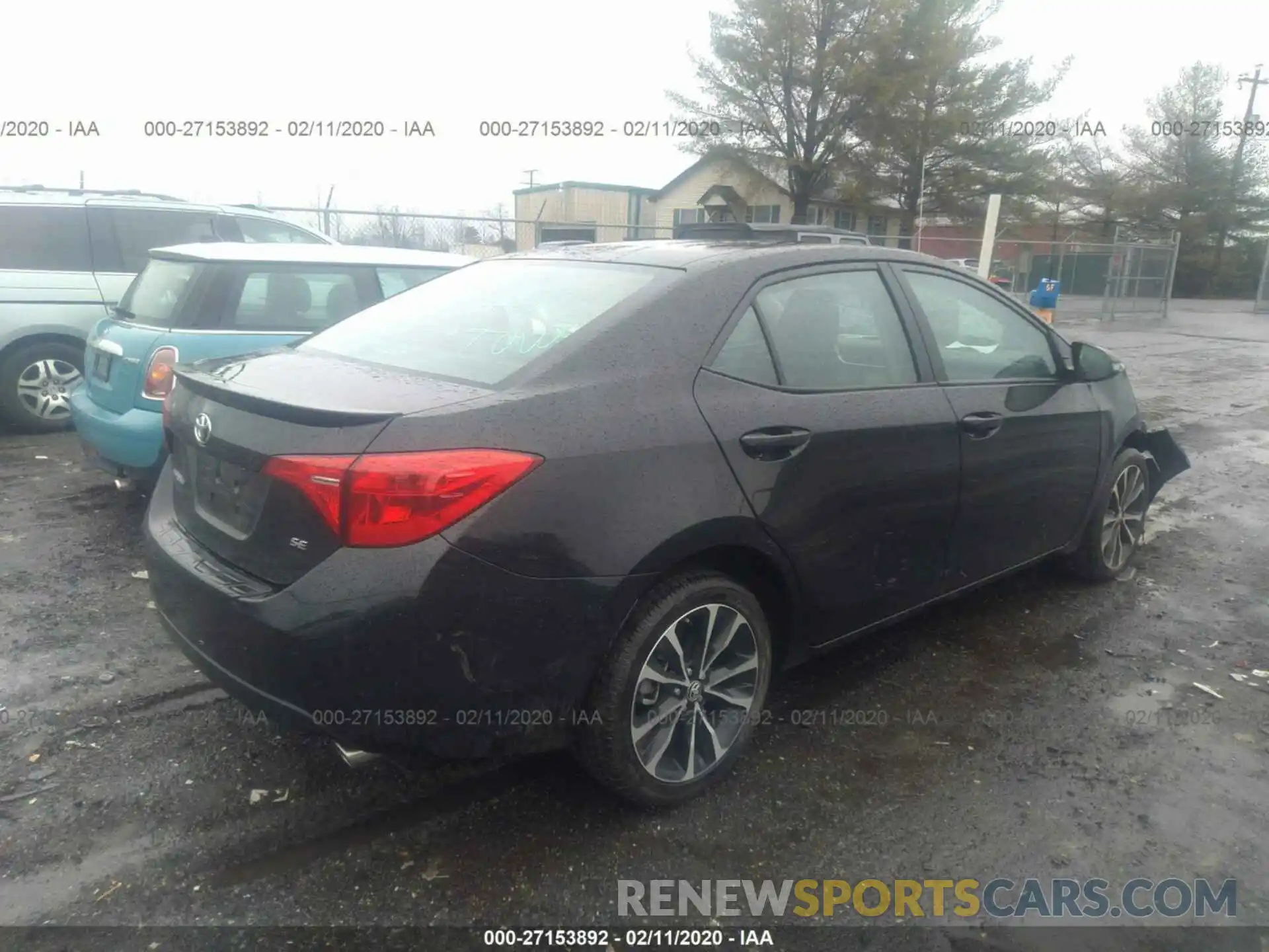 4 Photograph of a damaged car 2T1BURHE5KC133489 TOYOTA COROLLA 2019