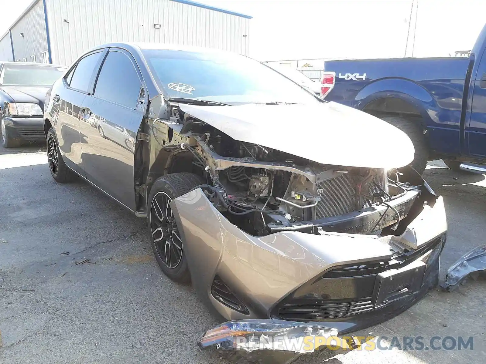 1 Photograph of a damaged car 2T1BURHE5KC133525 TOYOTA COROLLA 2019