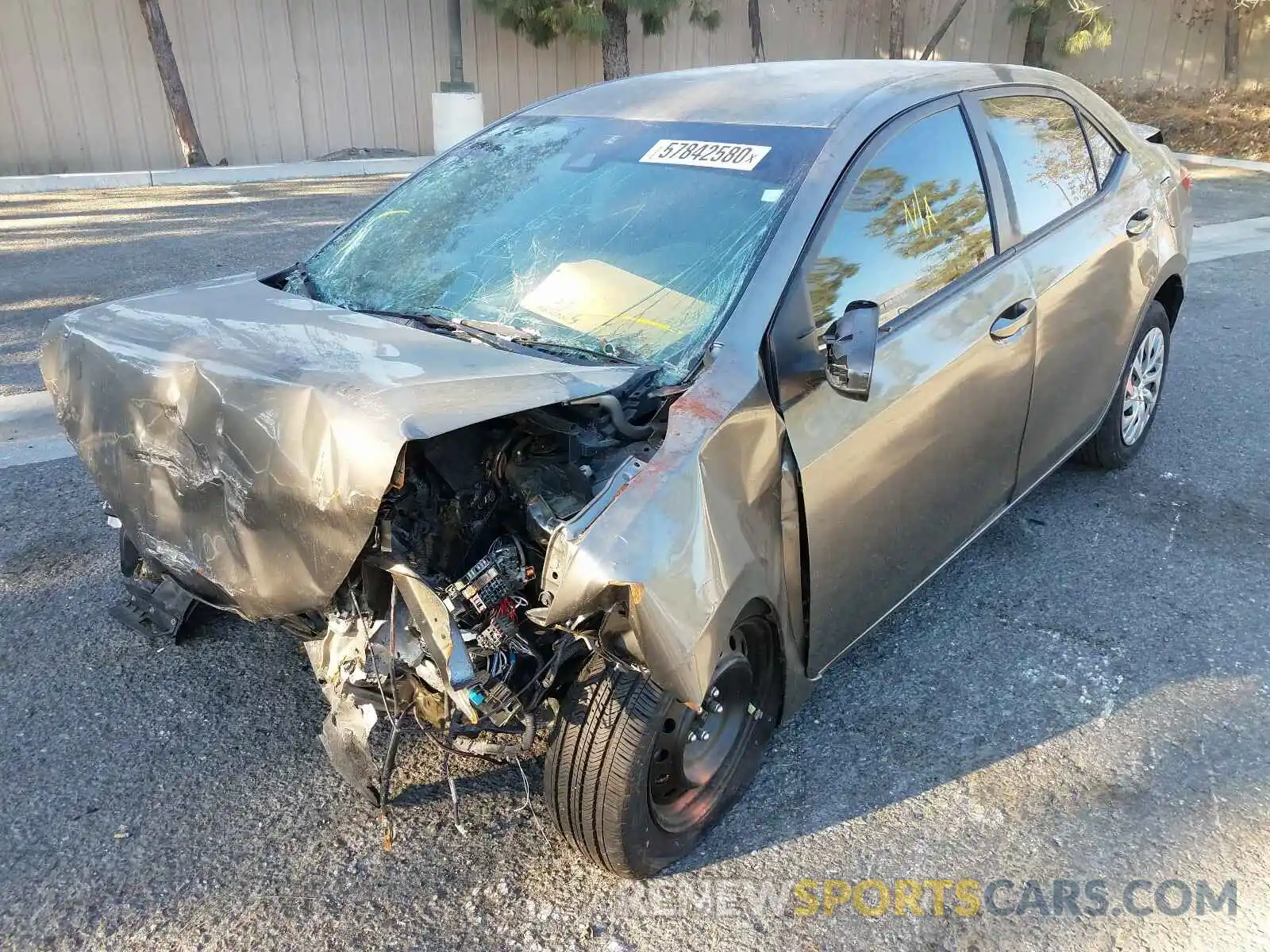 2 Photograph of a damaged car 2T1BURHE5KC134061 TOYOTA COROLLA 2019