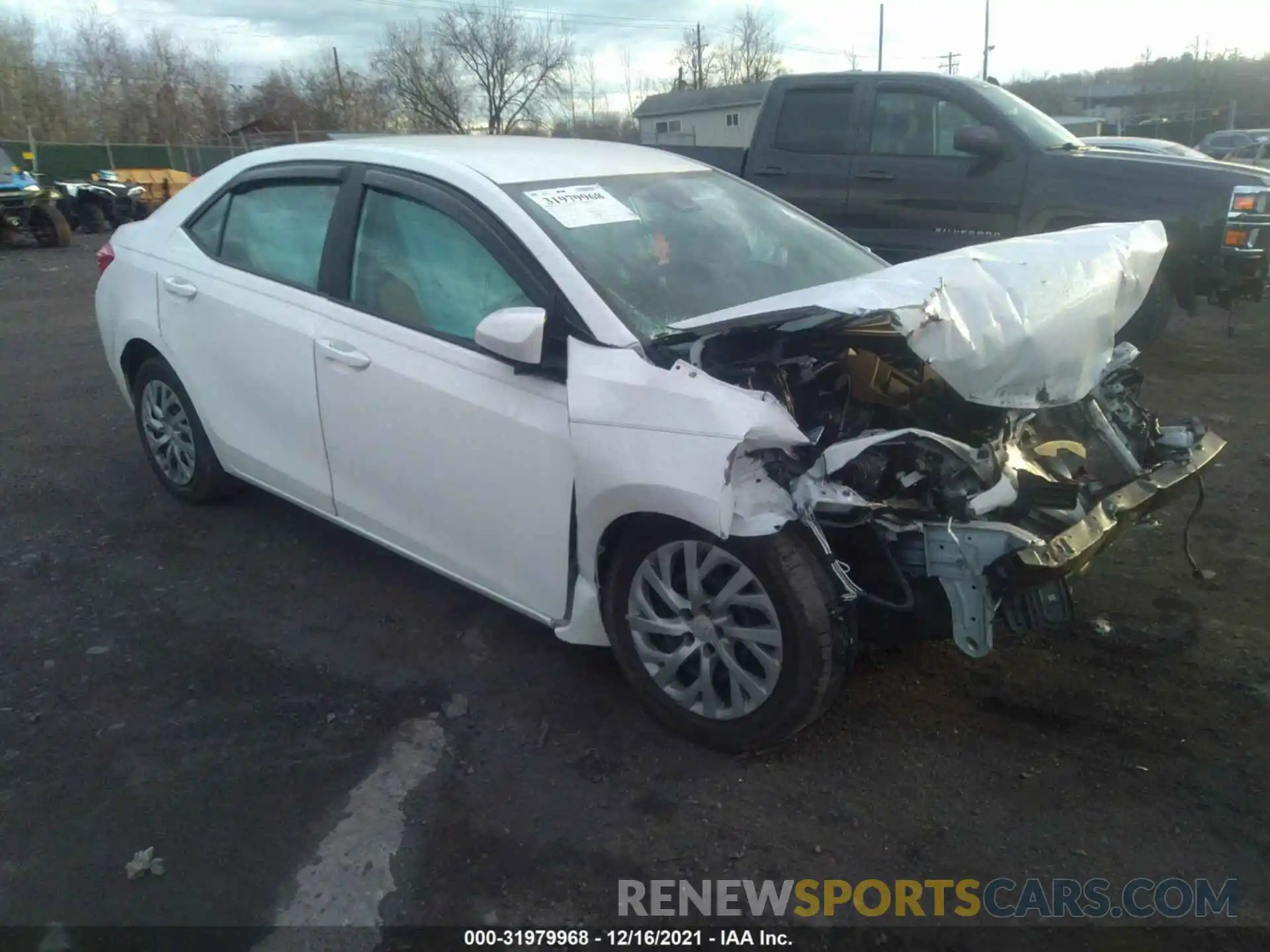 1 Photograph of a damaged car 2T1BURHE5KC134321 TOYOTA COROLLA 2019