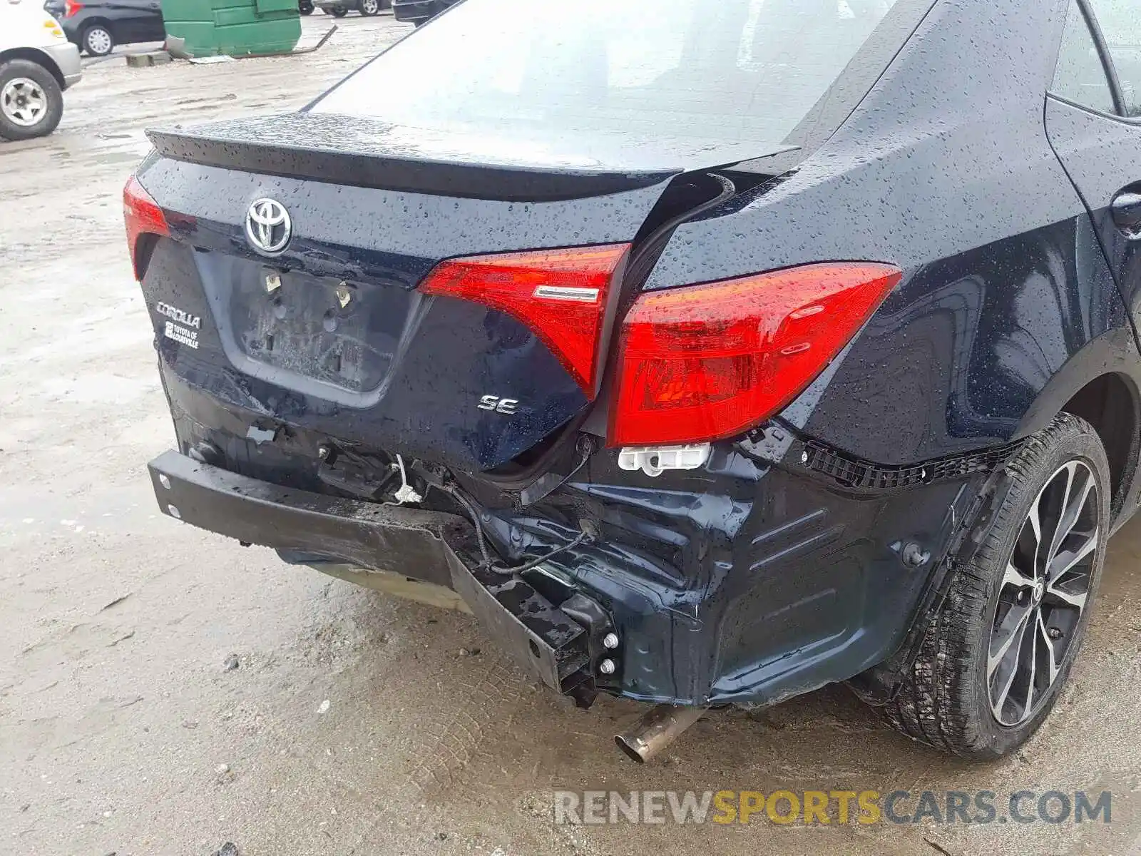 9 Photograph of a damaged car 2T1BURHE5KC134416 TOYOTA COROLLA 2019