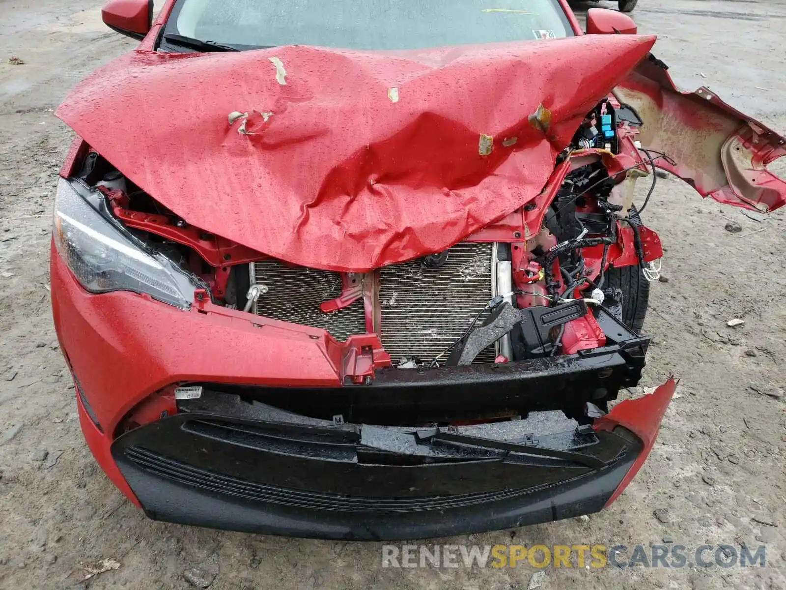 7 Photograph of a damaged car 2T1BURHE5KC135131 TOYOTA COROLLA 2019