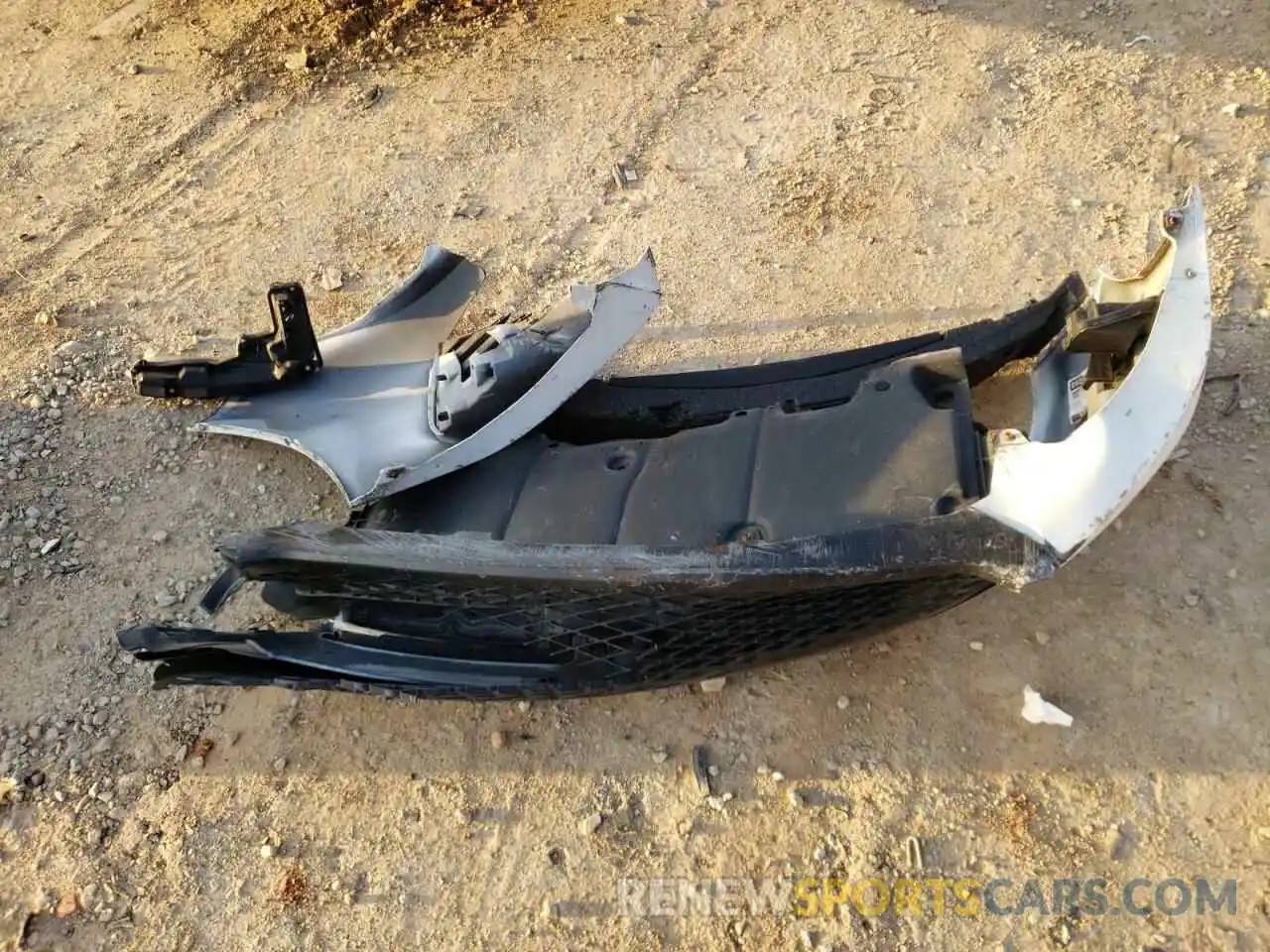 12 Фотография поврежденного автомобиля 2T1BURHE5KC135257 TOYOTA COROLLA 2019