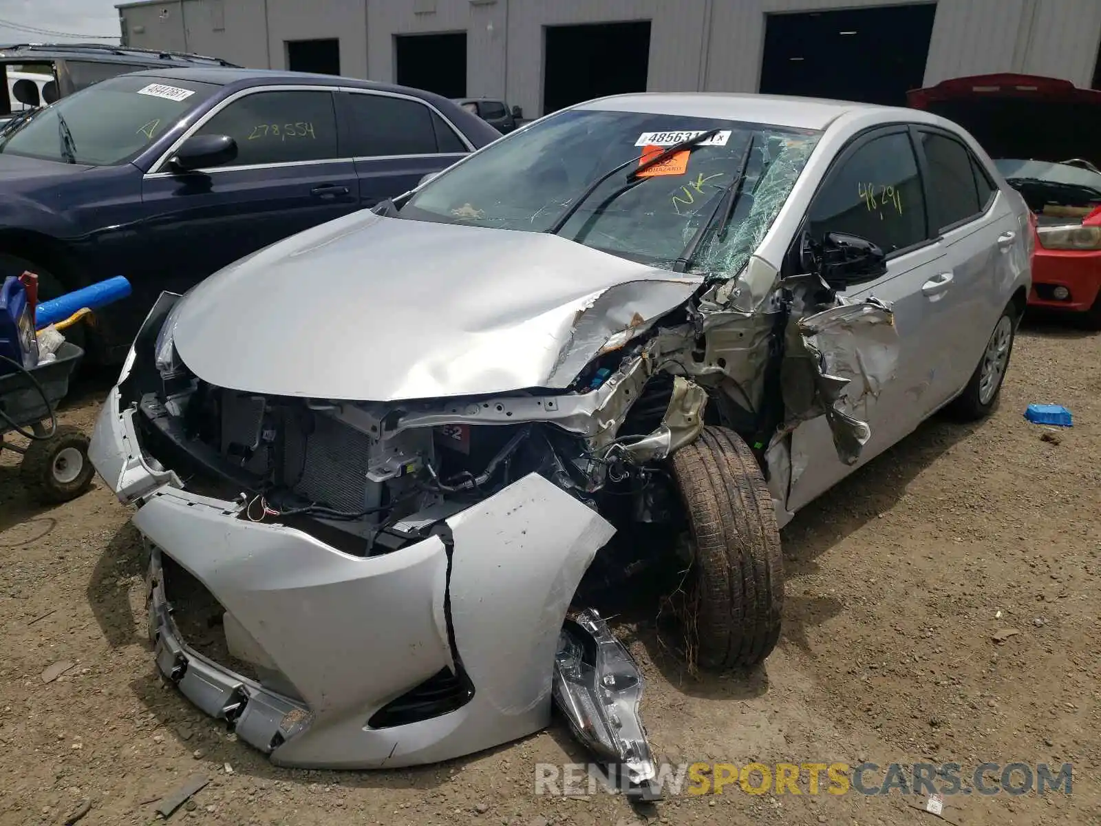 2 Photograph of a damaged car 2T1BURHE5KC135324 TOYOTA COROLLA 2019