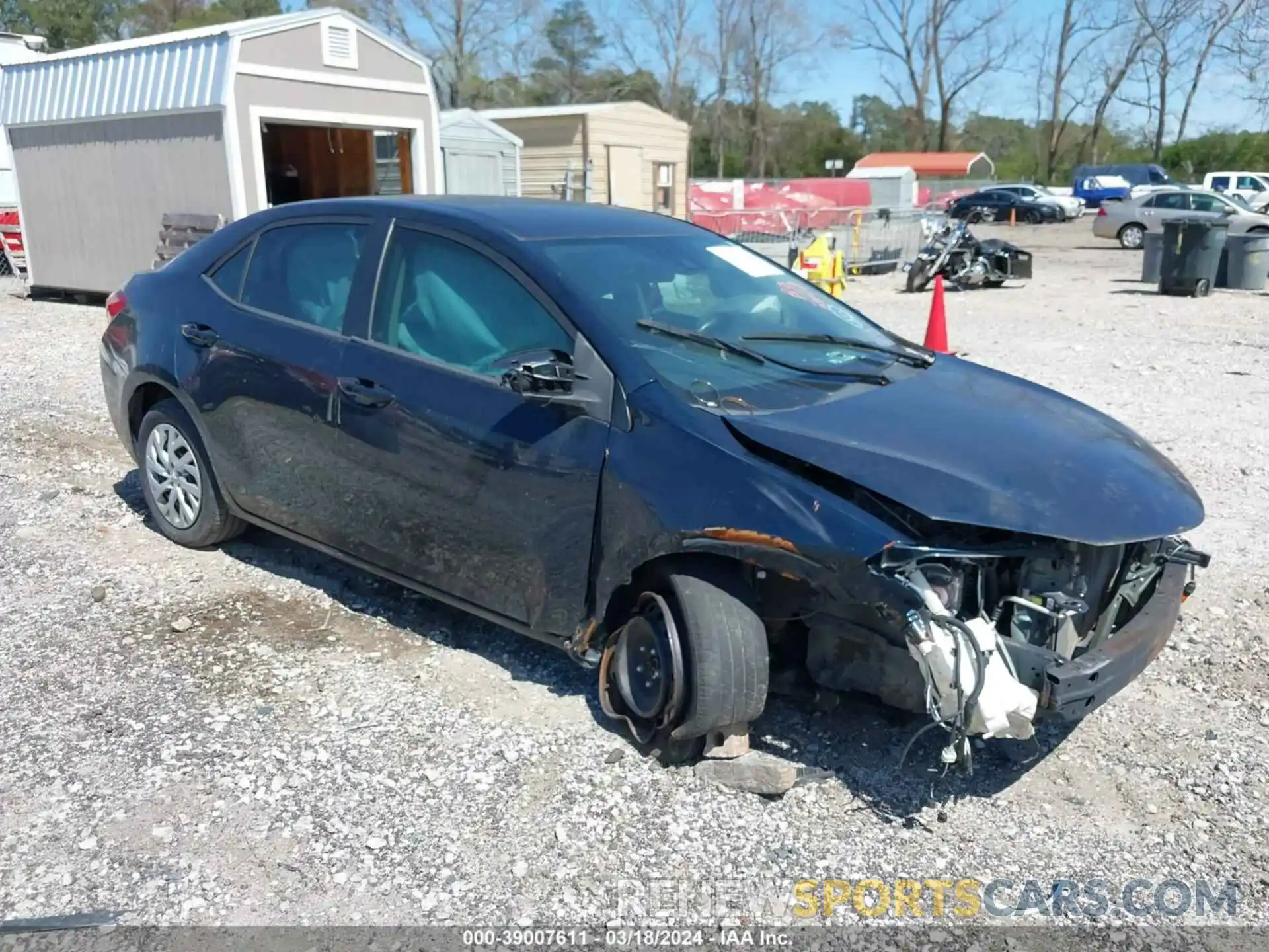 1 Photograph of a damaged car 2T1BURHE5KC135436 TOYOTA COROLLA 2019