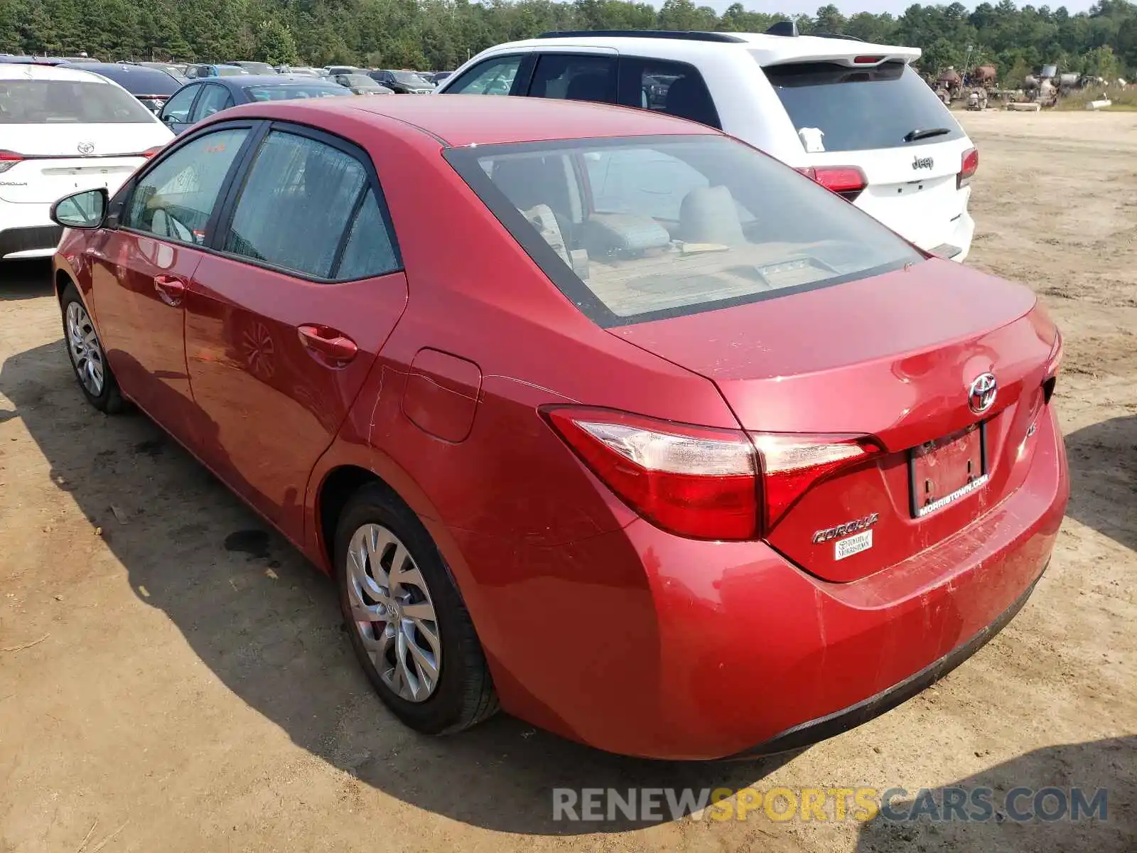 3 Photograph of a damaged car 2T1BURHE5KC136117 TOYOTA COROLLA 2019