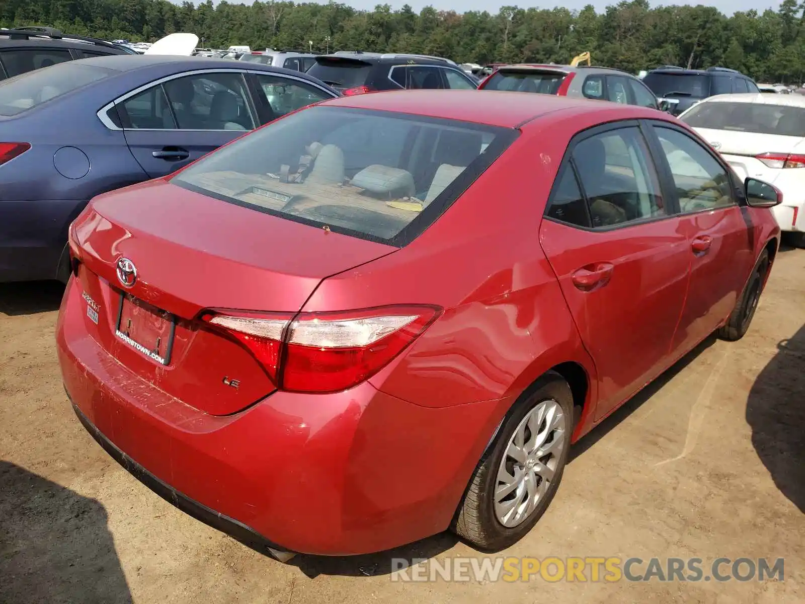 4 Photograph of a damaged car 2T1BURHE5KC136117 TOYOTA COROLLA 2019