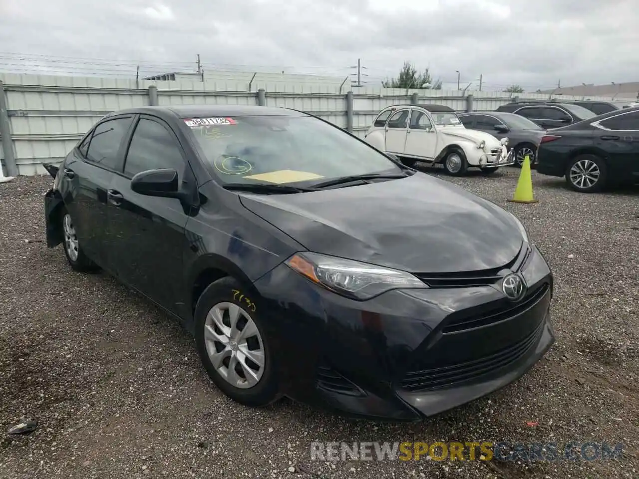 1 Photograph of a damaged car 2T1BURHE5KC137462 TOYOTA COROLLA 2019