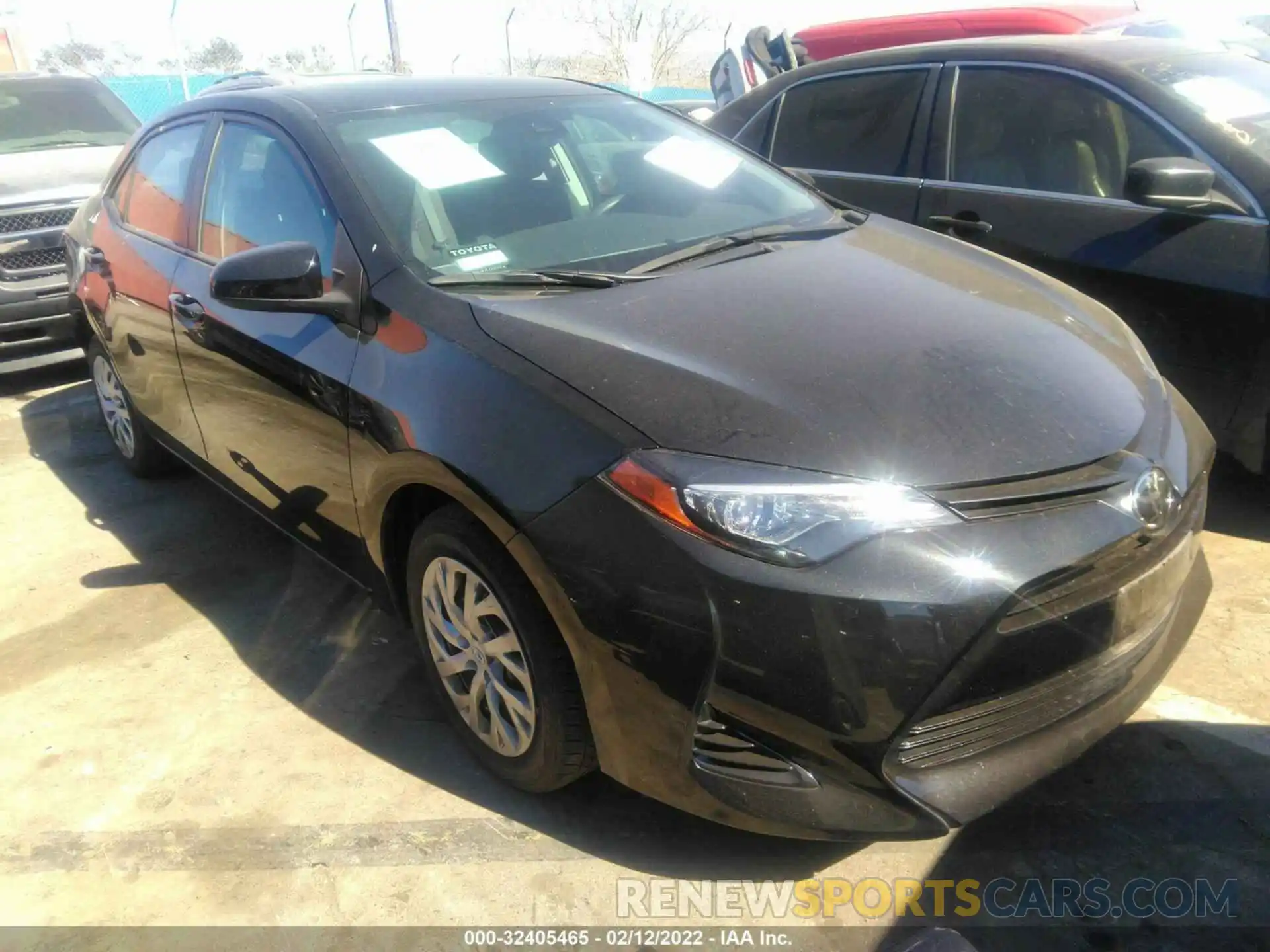 1 Photograph of a damaged car 2T1BURHE5KC138272 TOYOTA COROLLA 2019