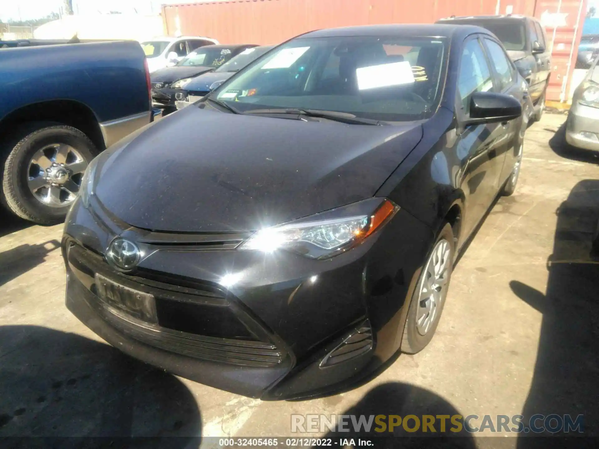 2 Photograph of a damaged car 2T1BURHE5KC138272 TOYOTA COROLLA 2019