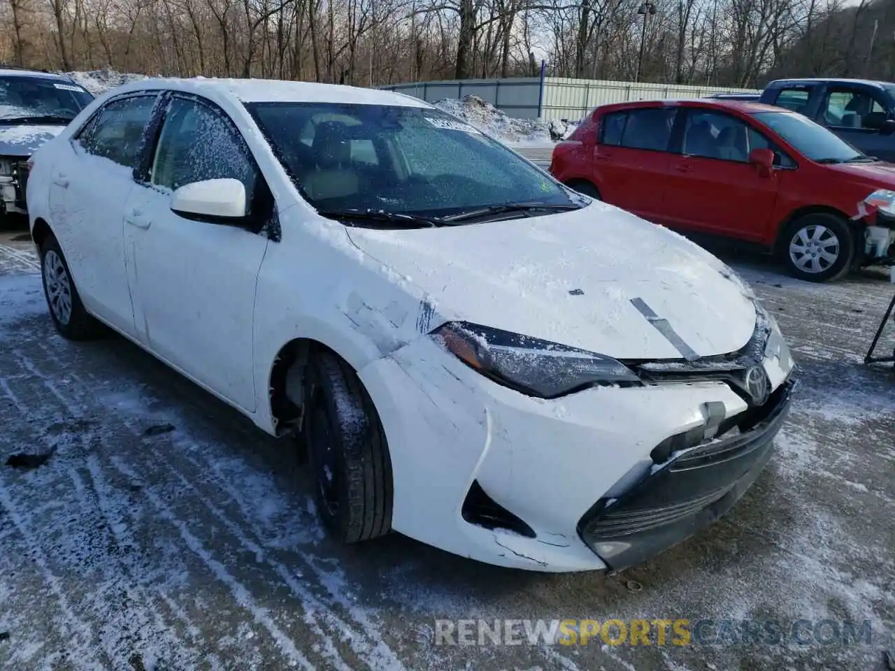 1 Photograph of a damaged car 2T1BURHE5KC138854 TOYOTA COROLLA 2019