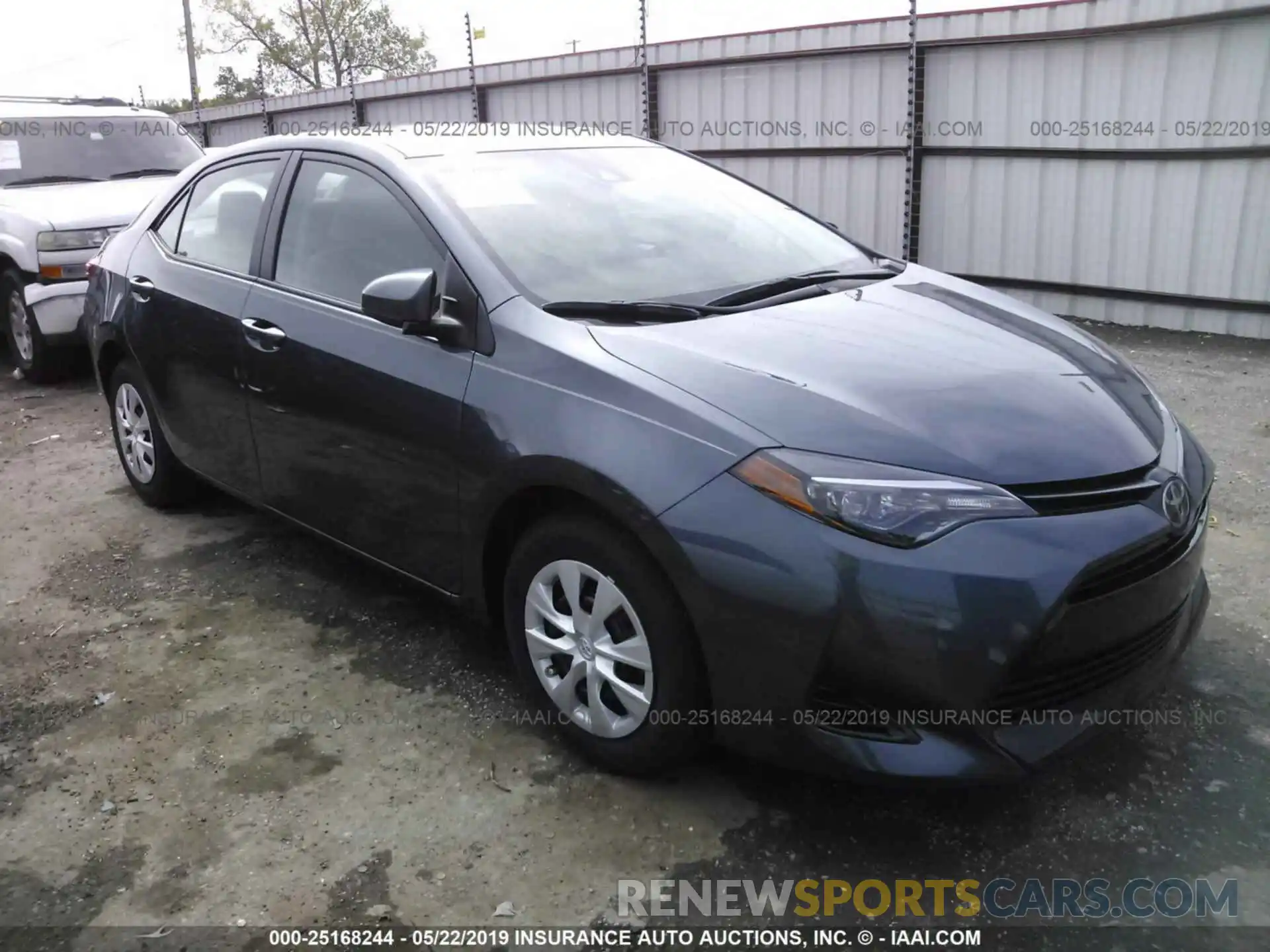 1 Photograph of a damaged car 2T1BURHE5KC139275 TOYOTA COROLLA 2019