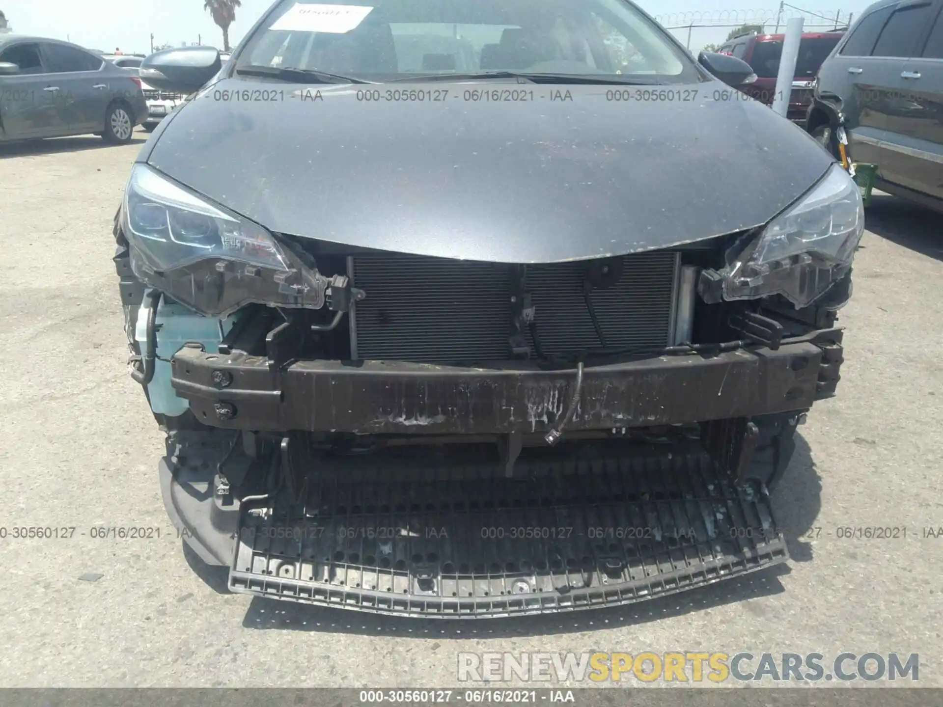 6 Photograph of a damaged car 2T1BURHE5KC140555 TOYOTA COROLLA 2019