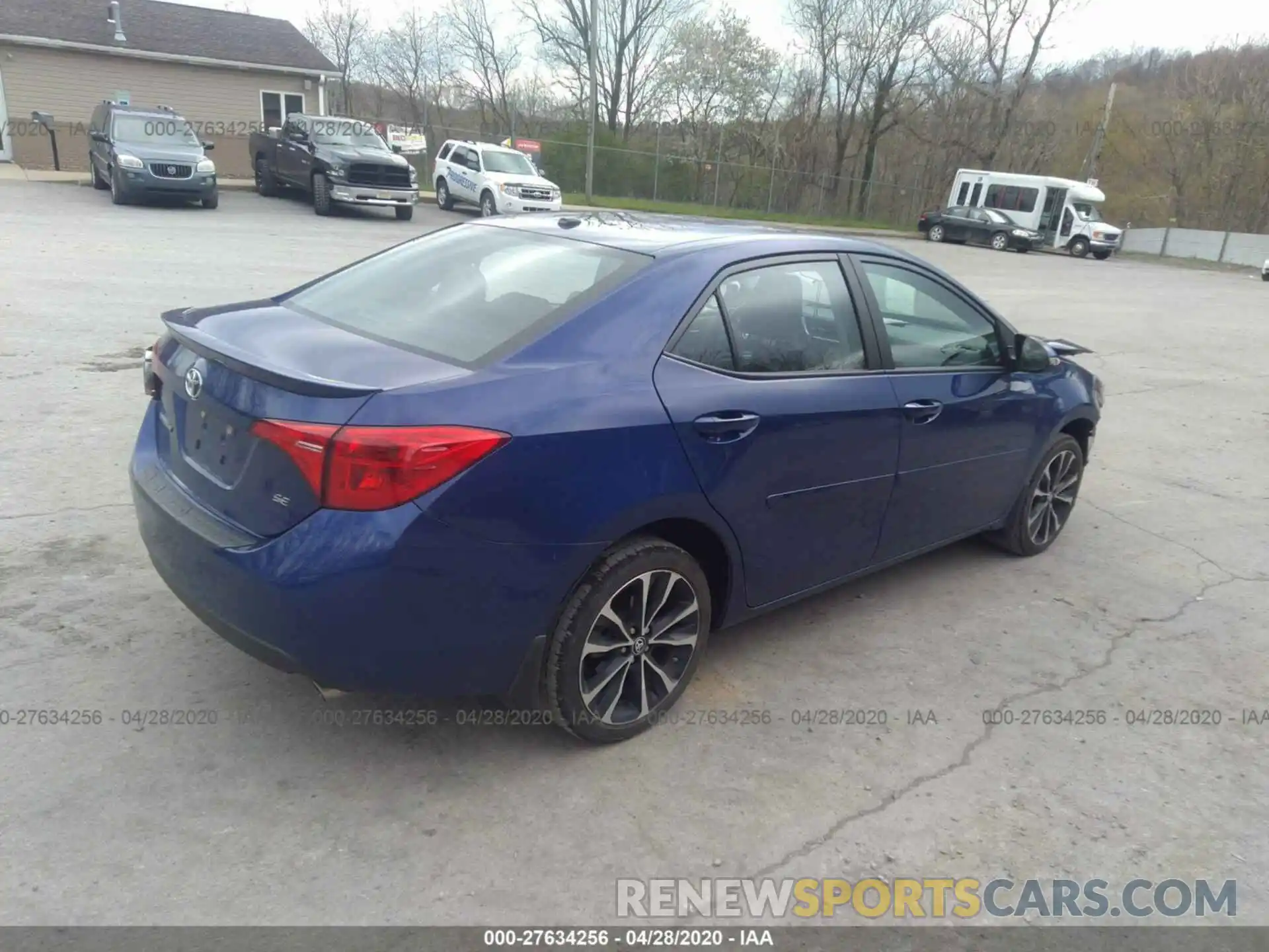 4 Photograph of a damaged car 2T1BURHE5KC140829 TOYOTA COROLLA 2019