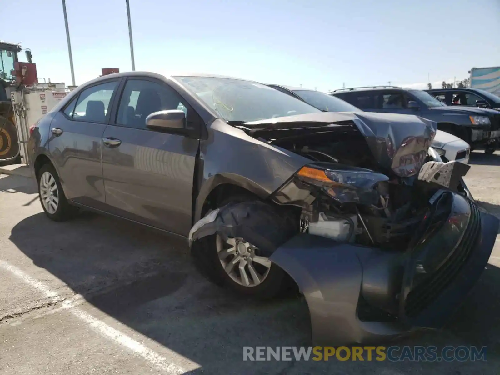 1 Photograph of a damaged car 2T1BURHE5KC141673 TOYOTA COROLLA 2019