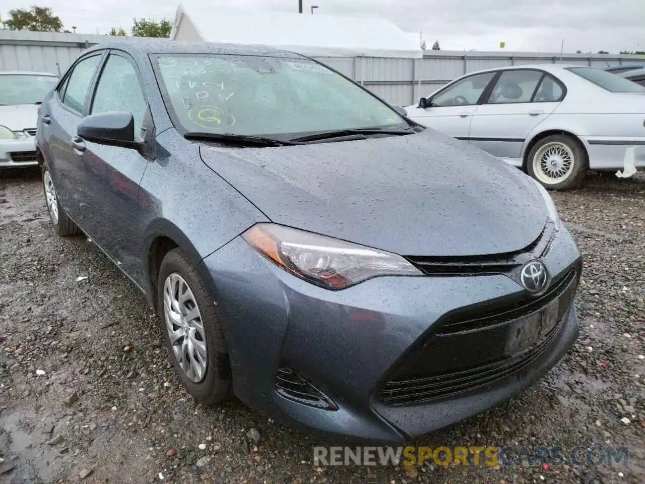 1 Photograph of a damaged car 2T1BURHE5KC141978 TOYOTA COROLLA 2019