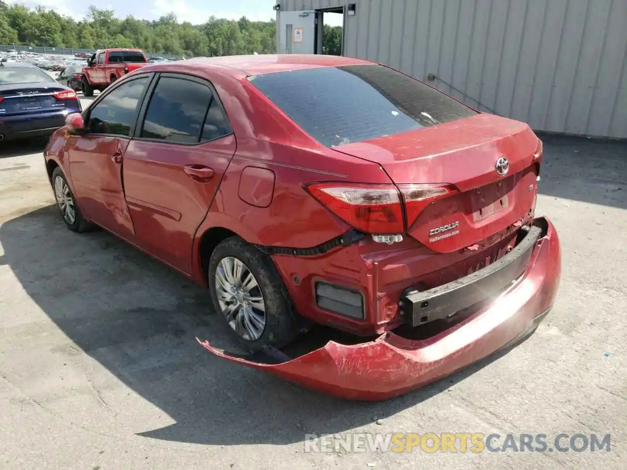 3 Photograph of a damaged car 2T1BURHE5KC142337 TOYOTA COROLLA 2019