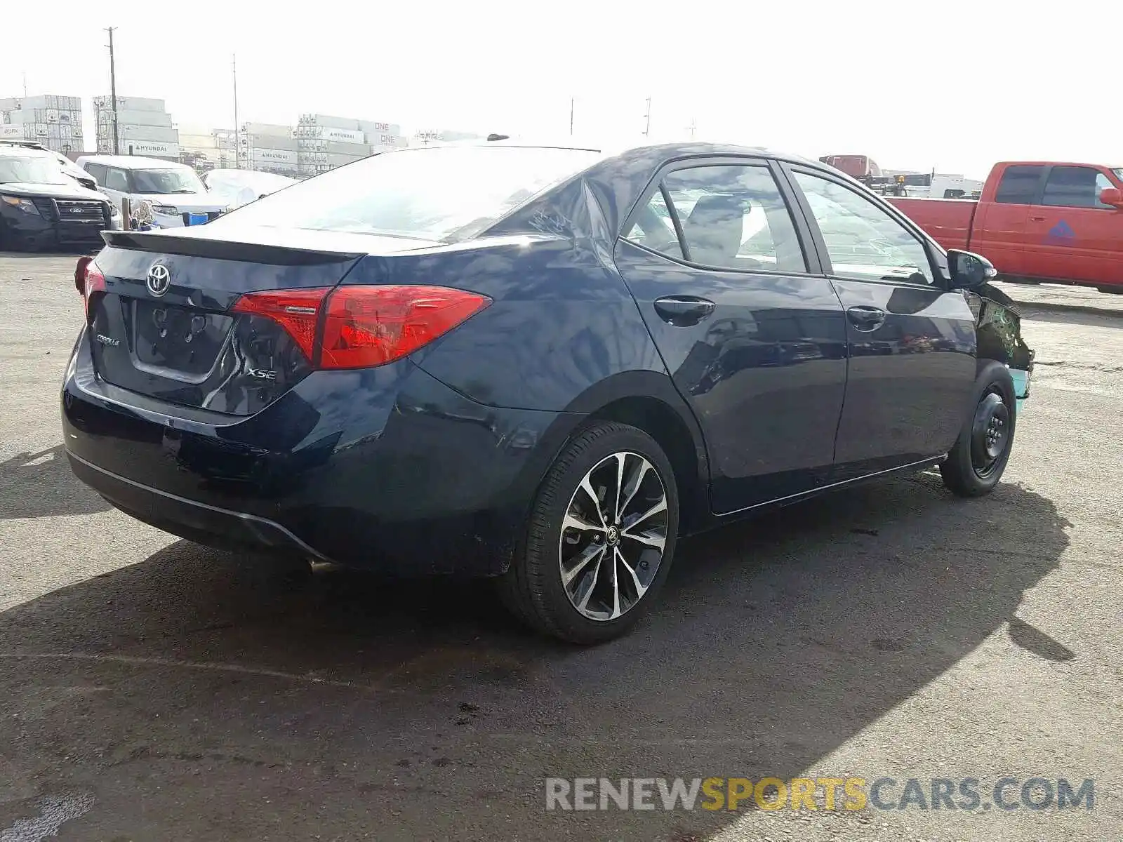 4 Photograph of a damaged car 2T1BURHE5KC142726 TOYOTA COROLLA 2019