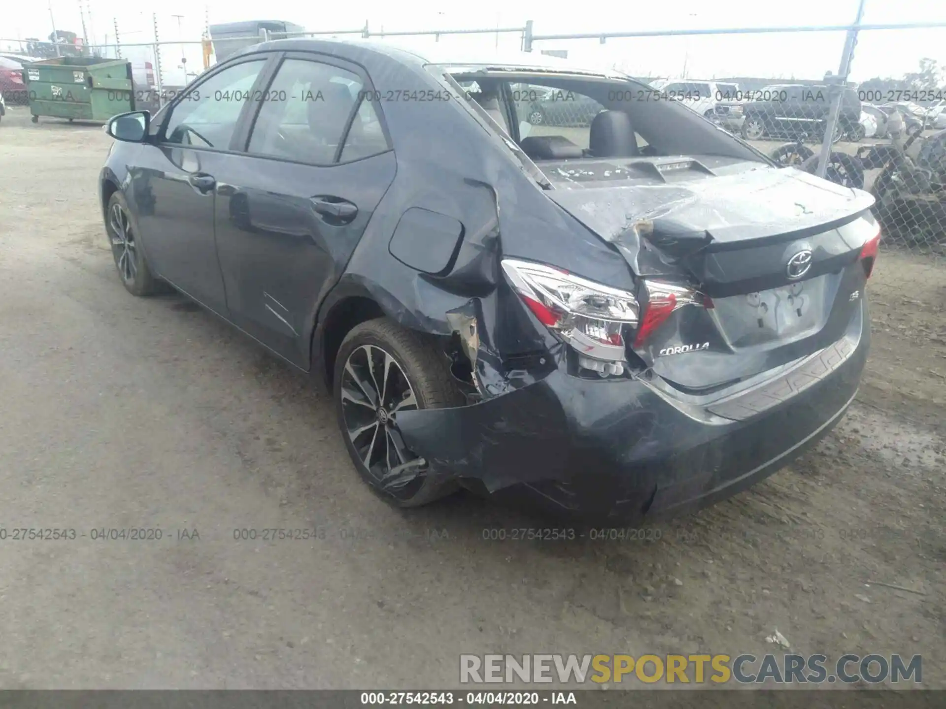 3 Photograph of a damaged car 2T1BURHE5KC143049 TOYOTA COROLLA 2019