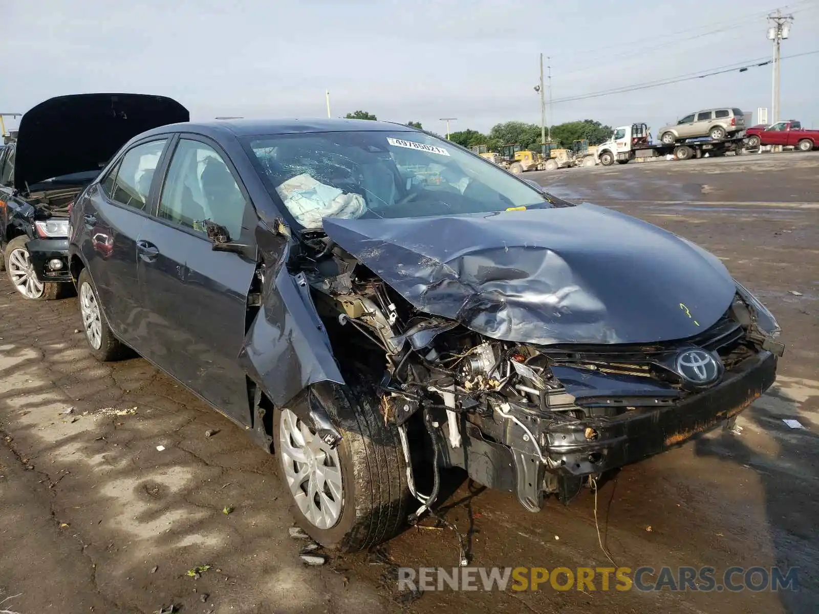 1 Photograph of a damaged car 2T1BURHE5KC143066 TOYOTA COROLLA 2019