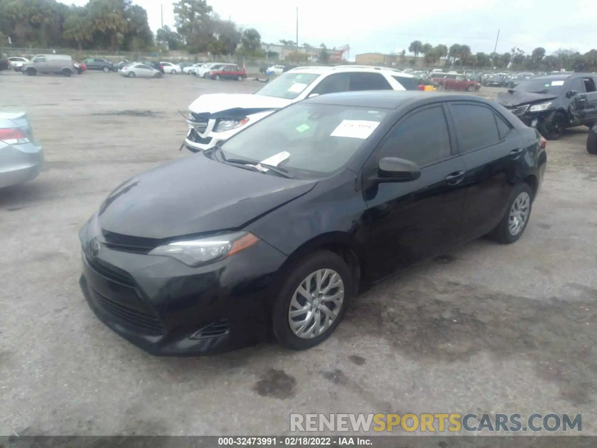 2 Photograph of a damaged car 2T1BURHE5KC143746 TOYOTA COROLLA 2019