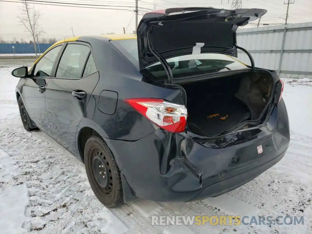 3 Photograph of a damaged car 2T1BURHE5KC144587 TOYOTA COROLLA 2019