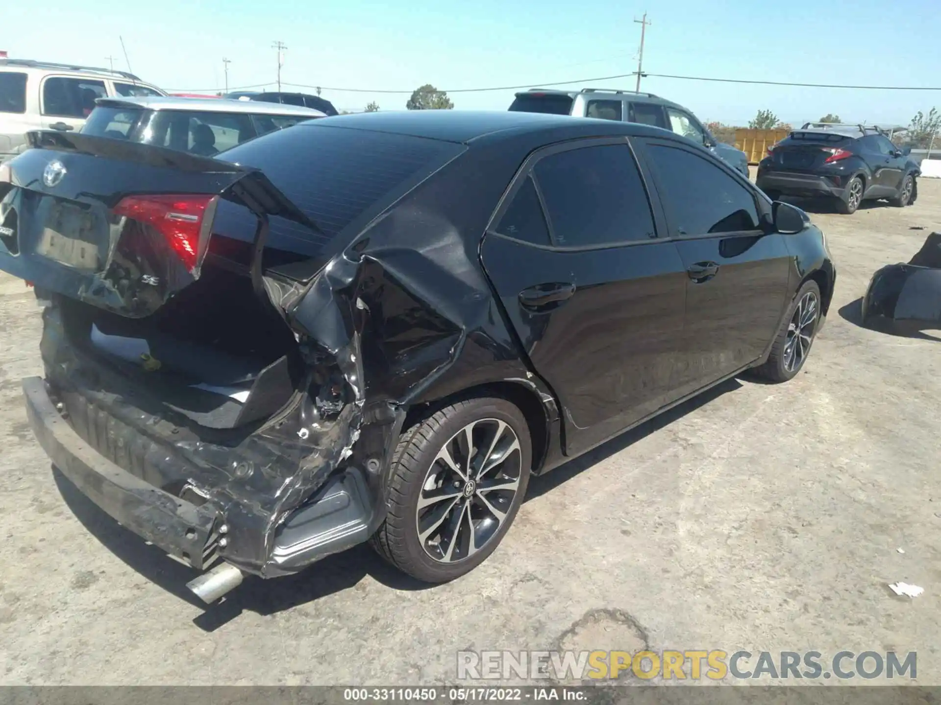 4 Photograph of a damaged car 2T1BURHE5KC145321 TOYOTA COROLLA 2019