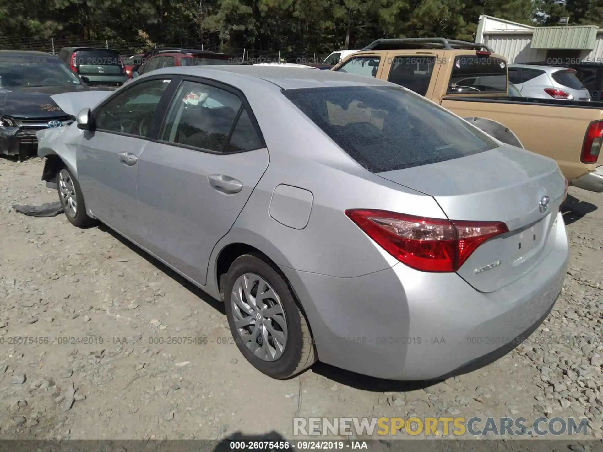 3 Photograph of a damaged car 2T1BURHE5KC146453 TOYOTA COROLLA 2019