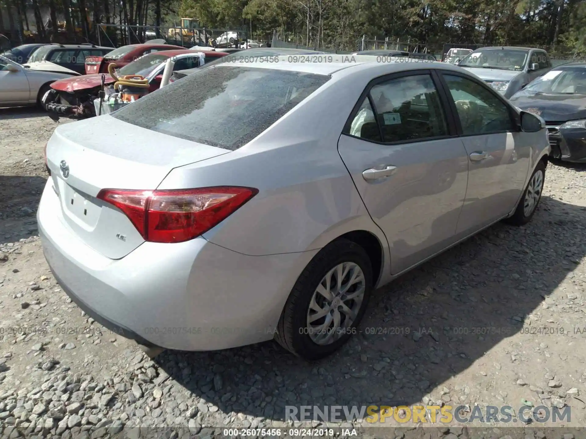 4 Photograph of a damaged car 2T1BURHE5KC146453 TOYOTA COROLLA 2019