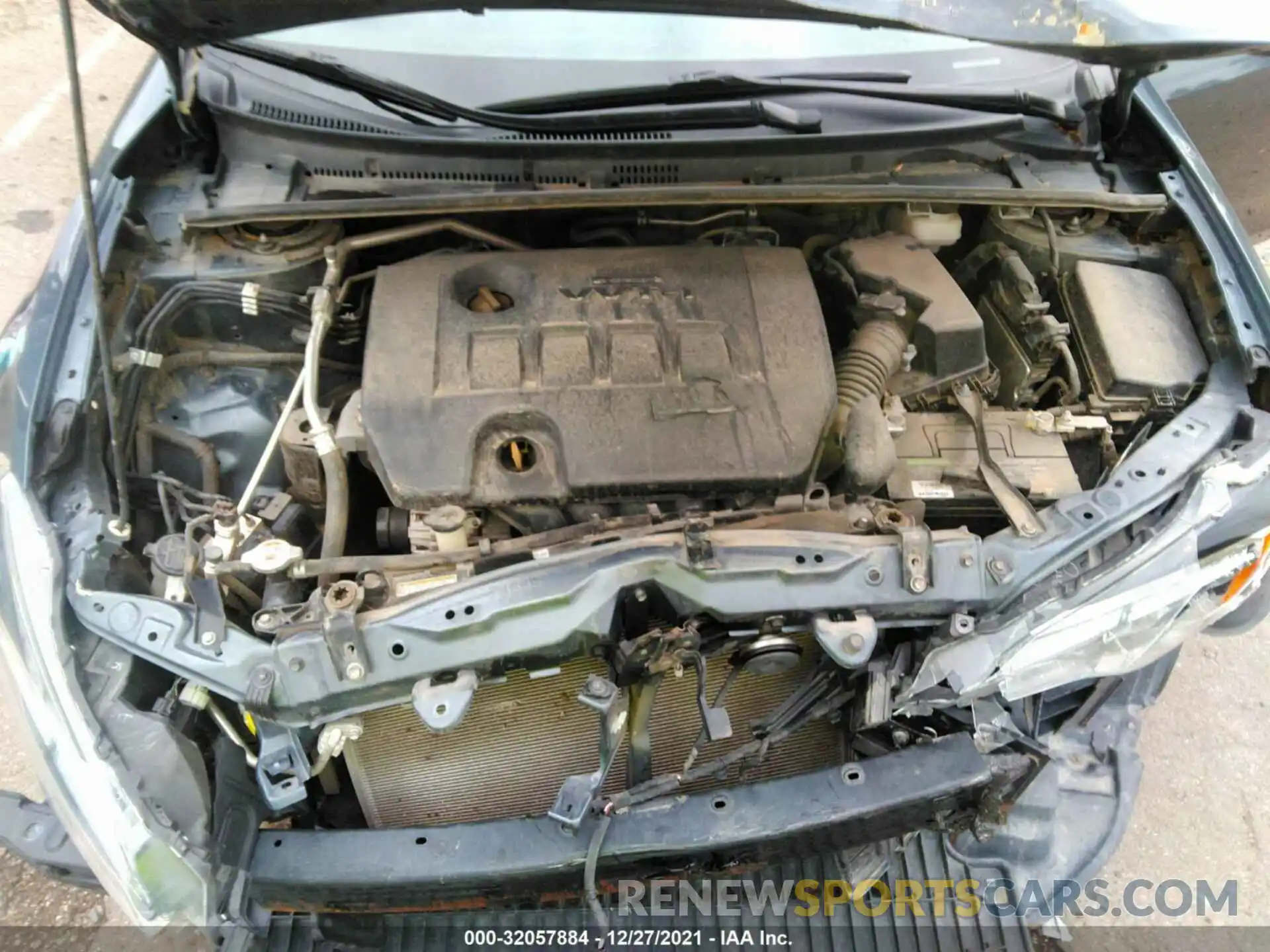 10 Photograph of a damaged car 2T1BURHE5KC146677 TOYOTA COROLLA 2019