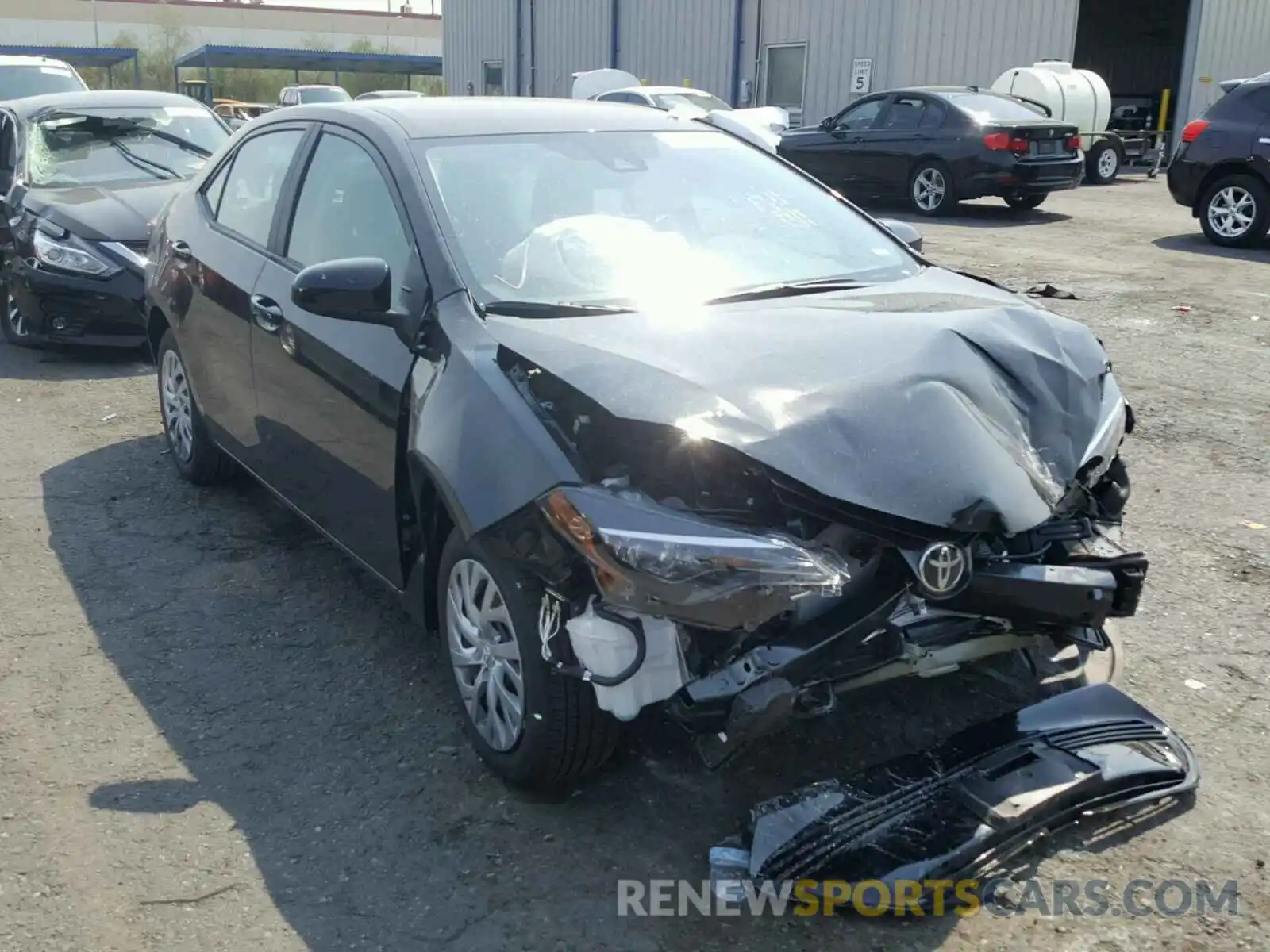 1 Photograph of a damaged car 2T1BURHE5KC146839 TOYOTA COROLLA 2019