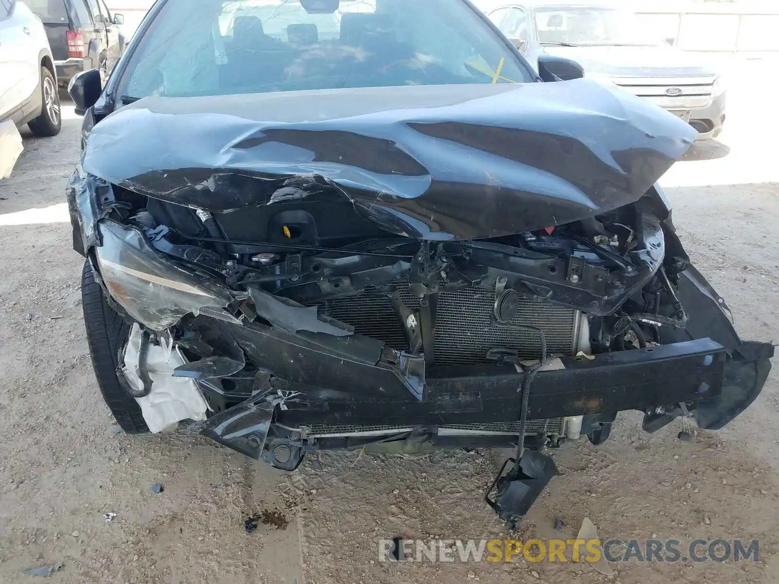 9 Photograph of a damaged car 2T1BURHE5KC146906 TOYOTA COROLLA 2019