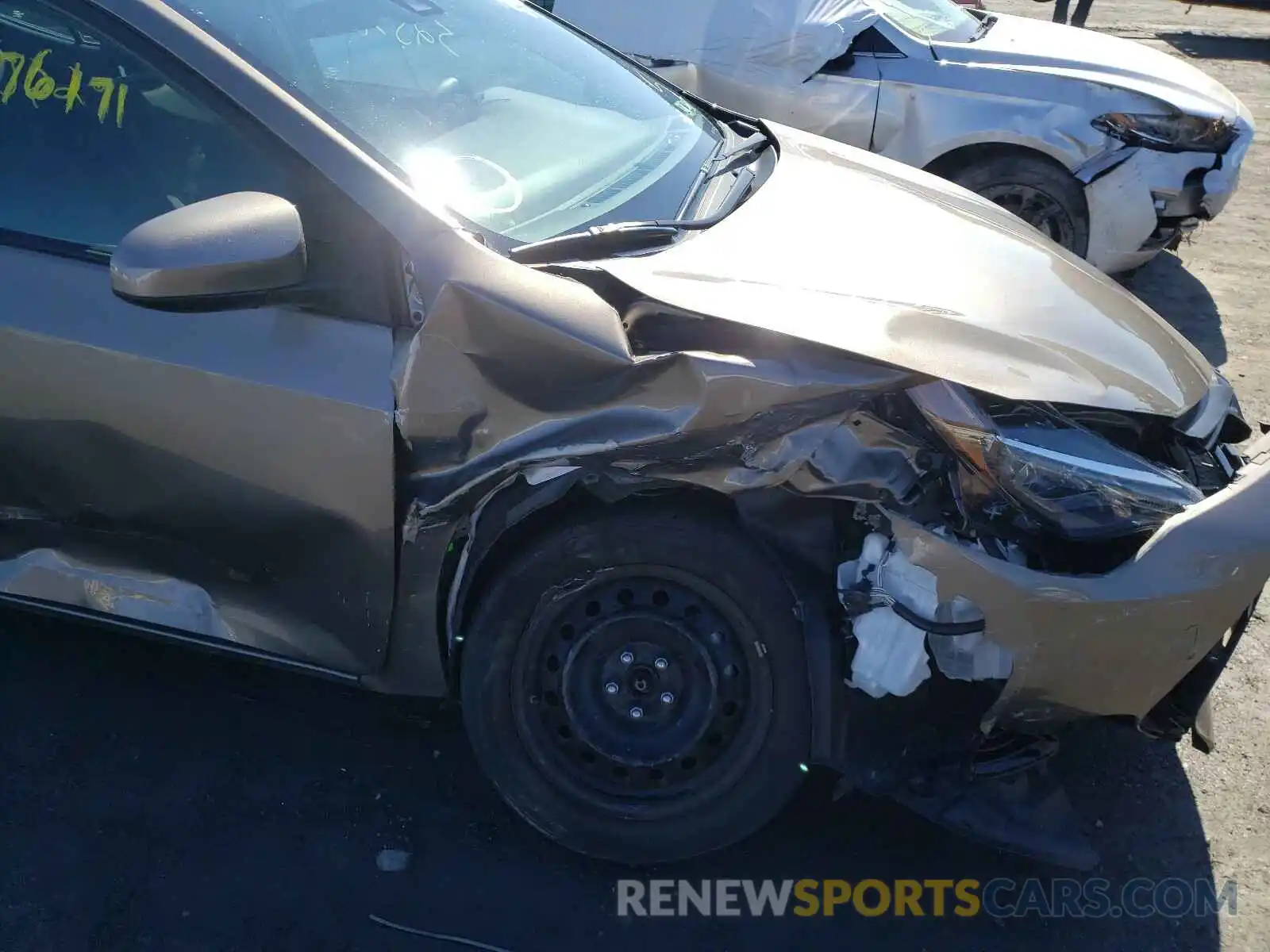 9 Photograph of a damaged car 2T1BURHE5KC149241 TOYOTA COROLLA 2019