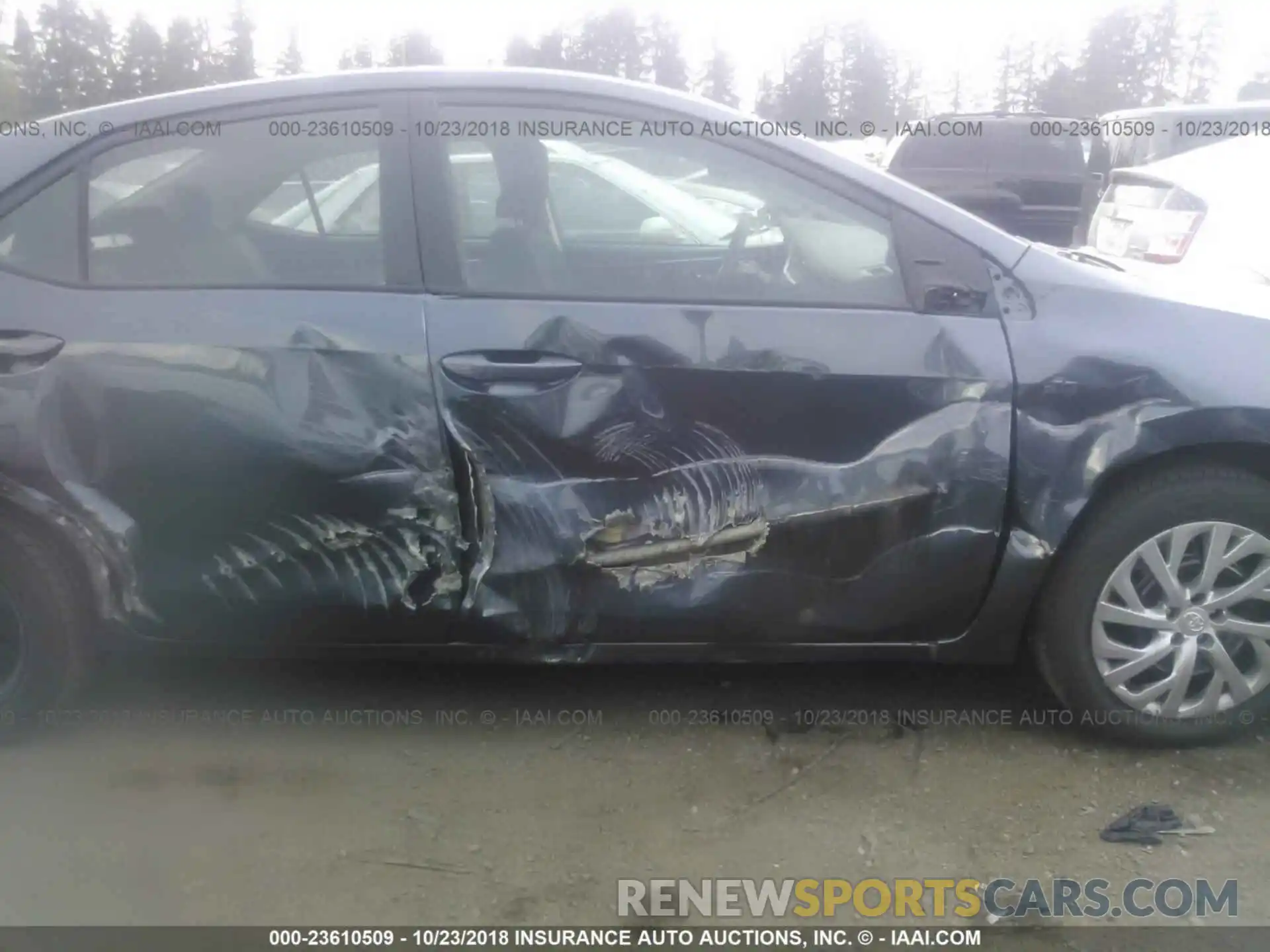 6 Photograph of a damaged car 2T1BURHE5KC149384 Toyota Corolla 2019