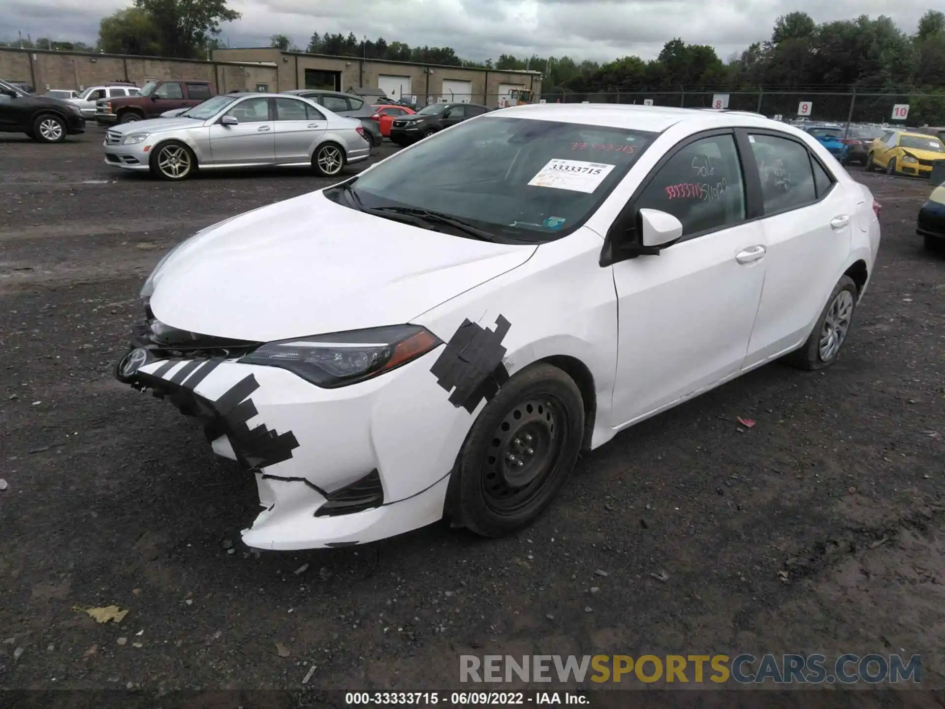 2 Photograph of a damaged car 2T1BURHE5KC149451 TOYOTA COROLLA 2019