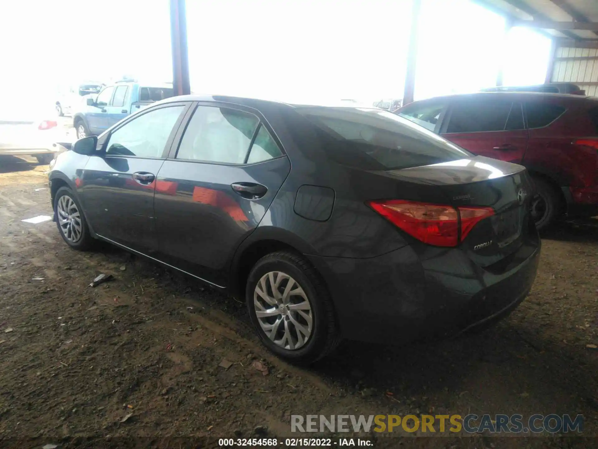 3 Photograph of a damaged car 2T1BURHE5KC150342 TOYOTA COROLLA 2019