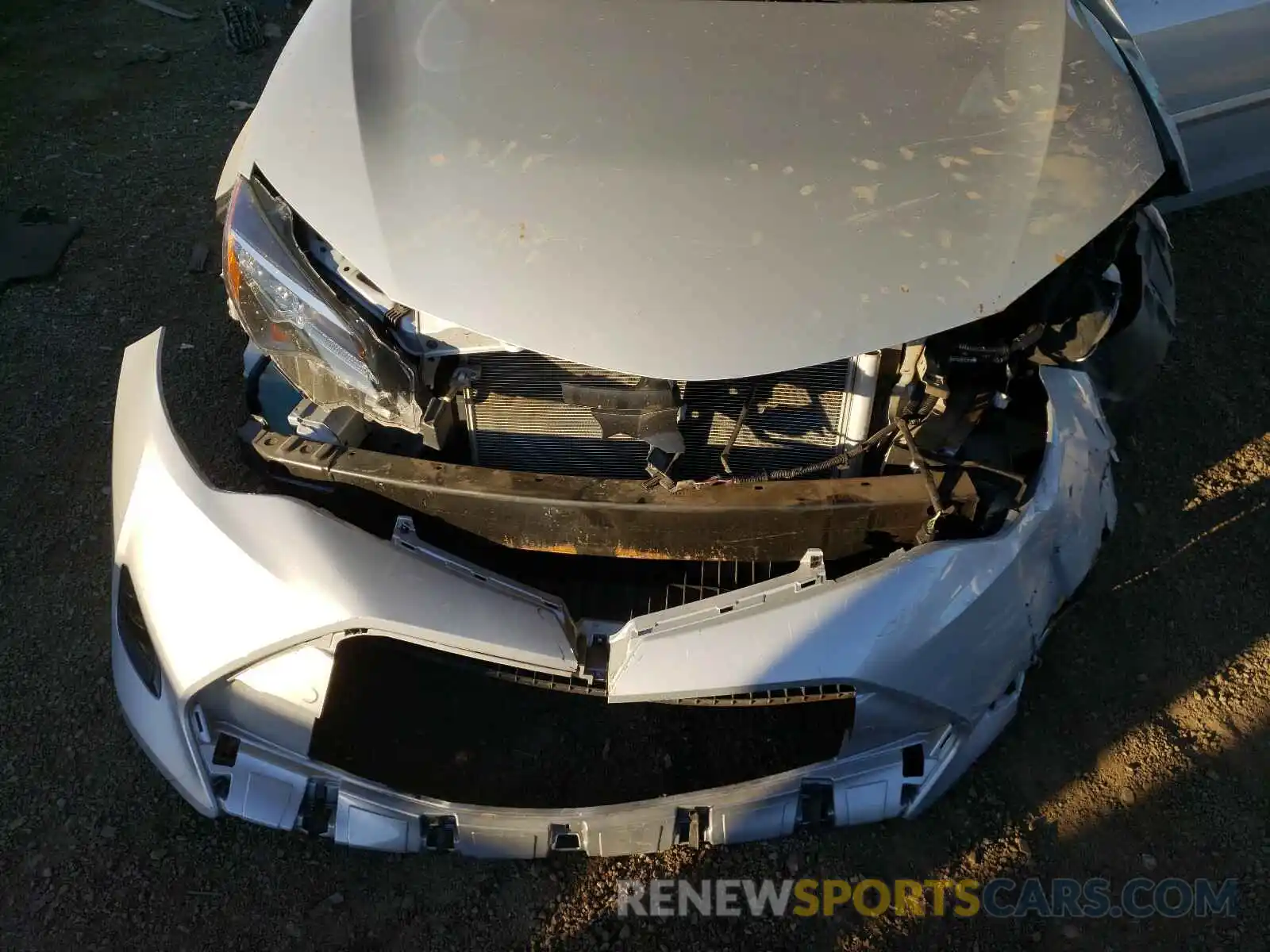 7 Photograph of a damaged car 2T1BURHE5KC151314 TOYOTA COROLLA 2019