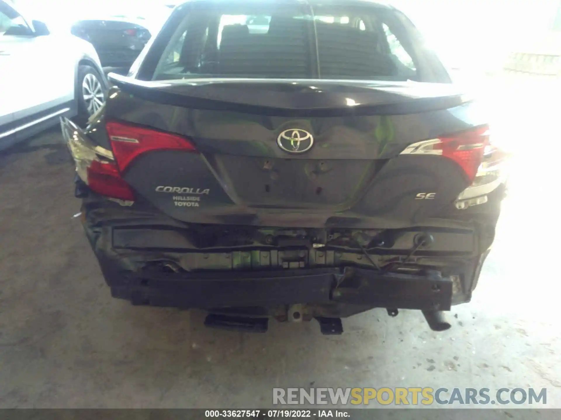 6 Photograph of a damaged car 2T1BURHE5KC152043 TOYOTA COROLLA 2019