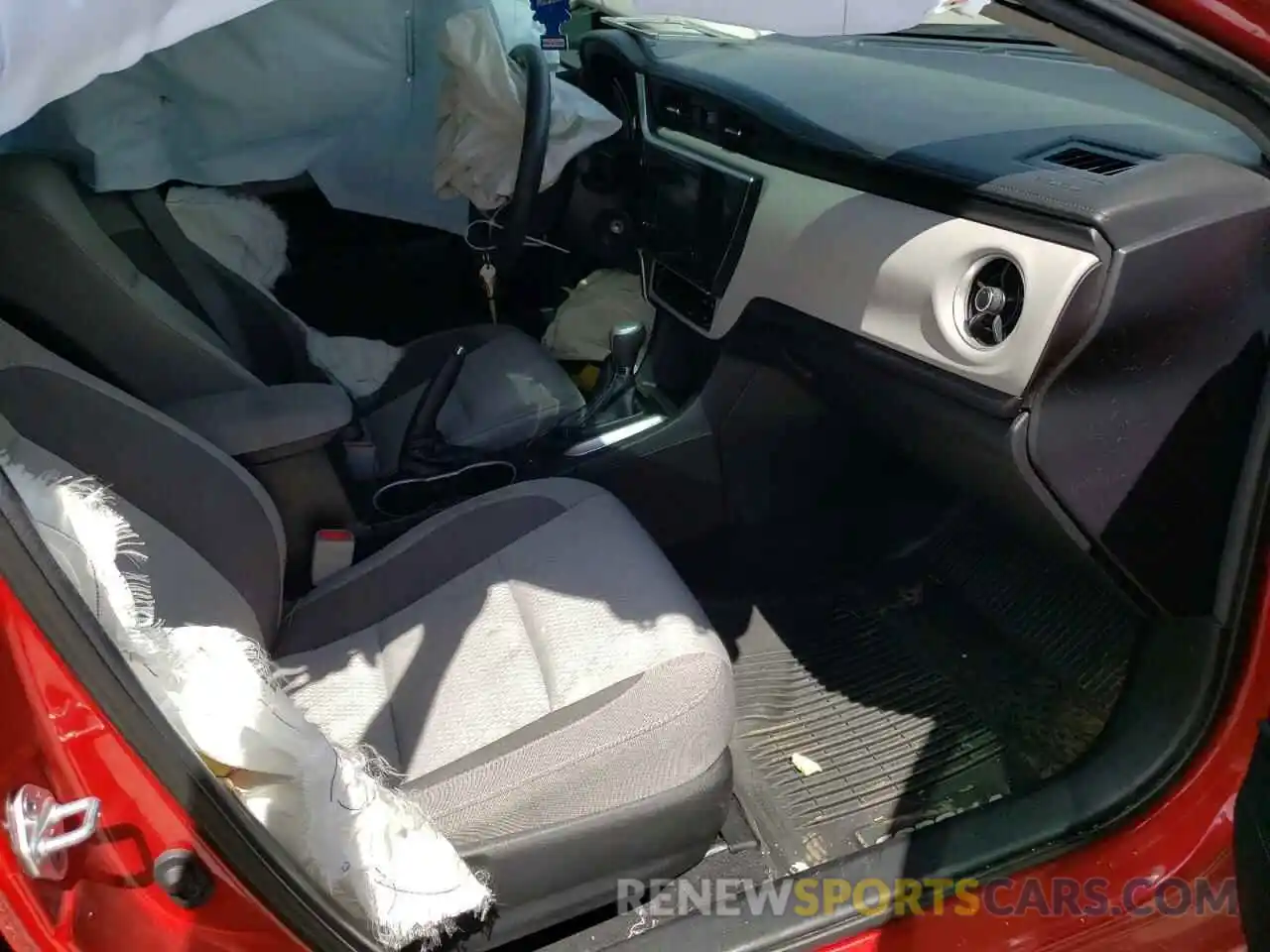 5 Photograph of a damaged car 2T1BURHE5KC152530 TOYOTA COROLLA 2019