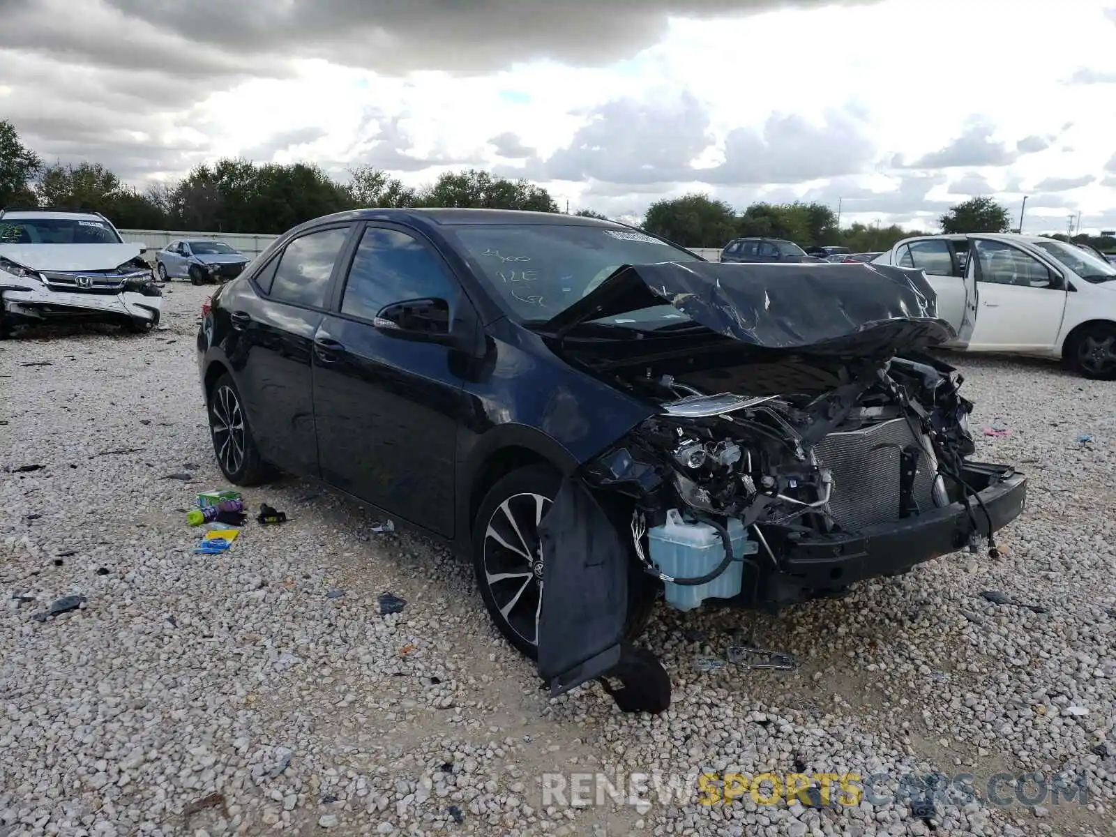 1 Photograph of a damaged car 2T1BURHE5KC154066 TOYOTA COROLLA 2019