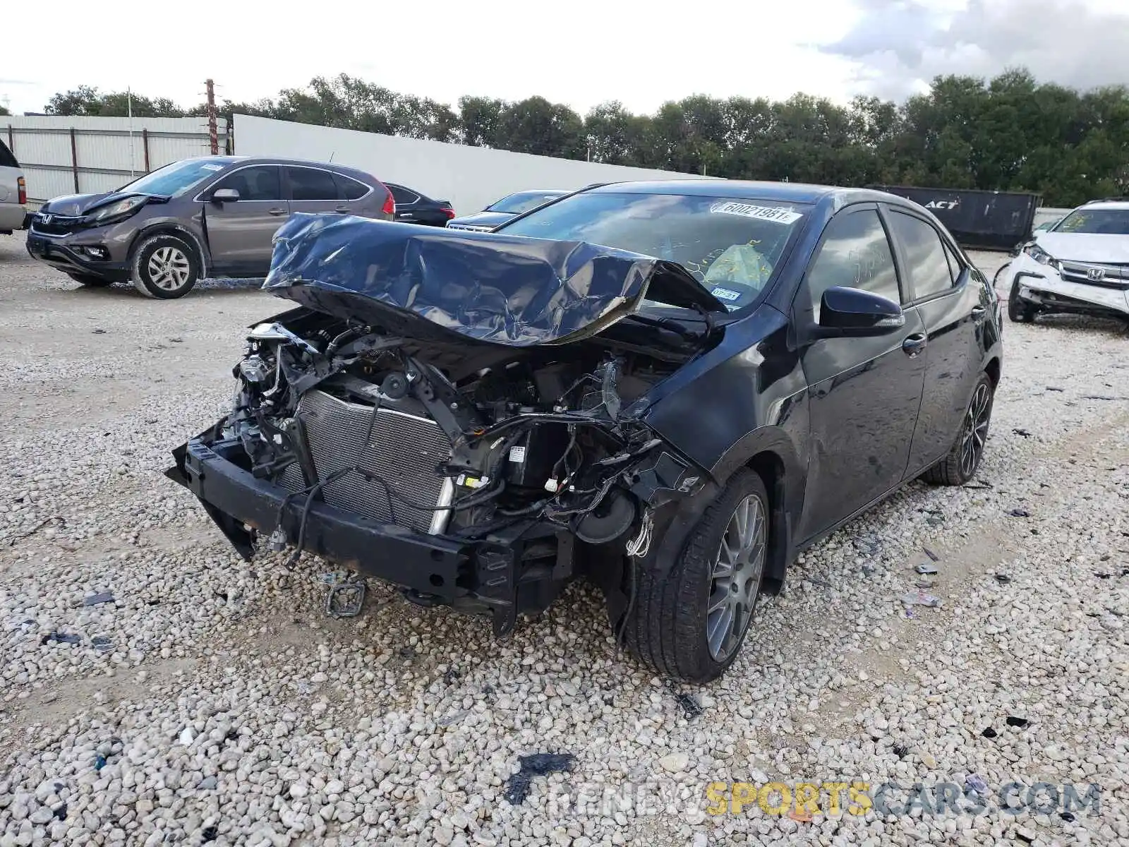 2 Photograph of a damaged car 2T1BURHE5KC154066 TOYOTA COROLLA 2019