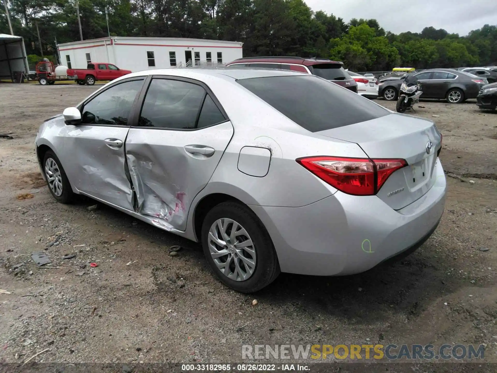 3 Photograph of a damaged car 2T1BURHE5KC154312 TOYOTA COROLLA 2019