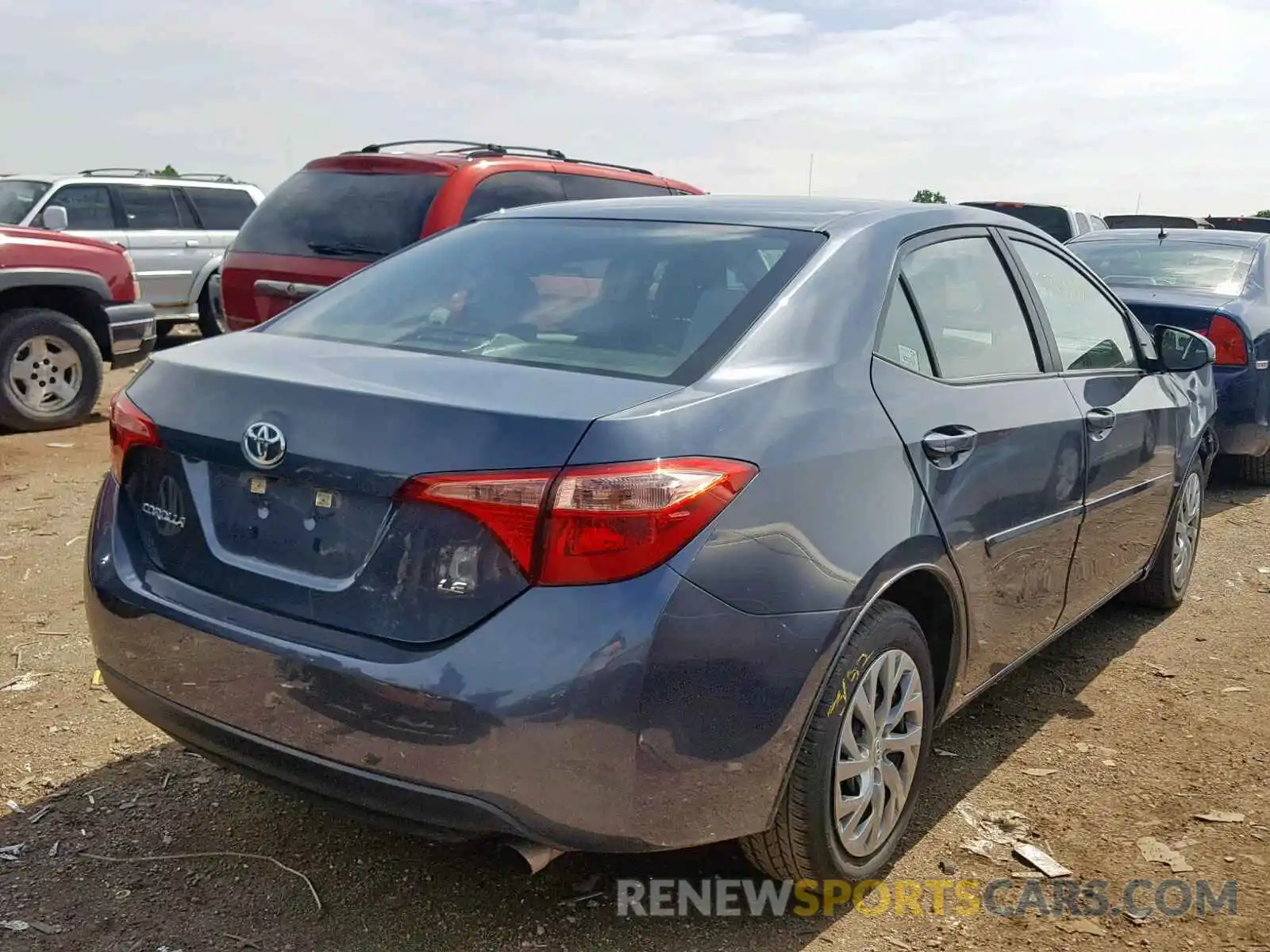 4 Photograph of a damaged car 2T1BURHE5KC154620 TOYOTA COROLLA 2019