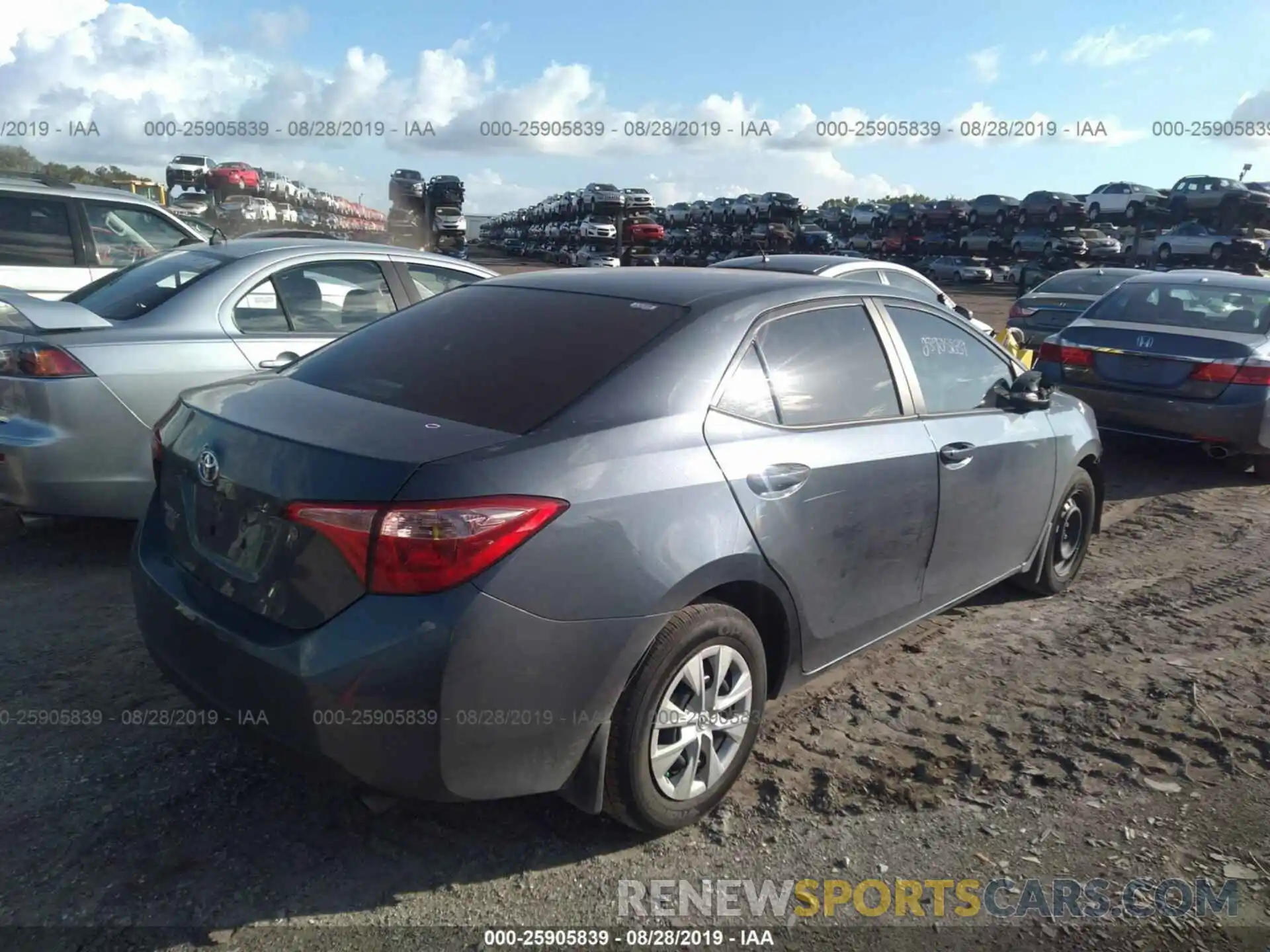 4 Photograph of a damaged car 2T1BURHE5KC155248 TOYOTA COROLLA 2019