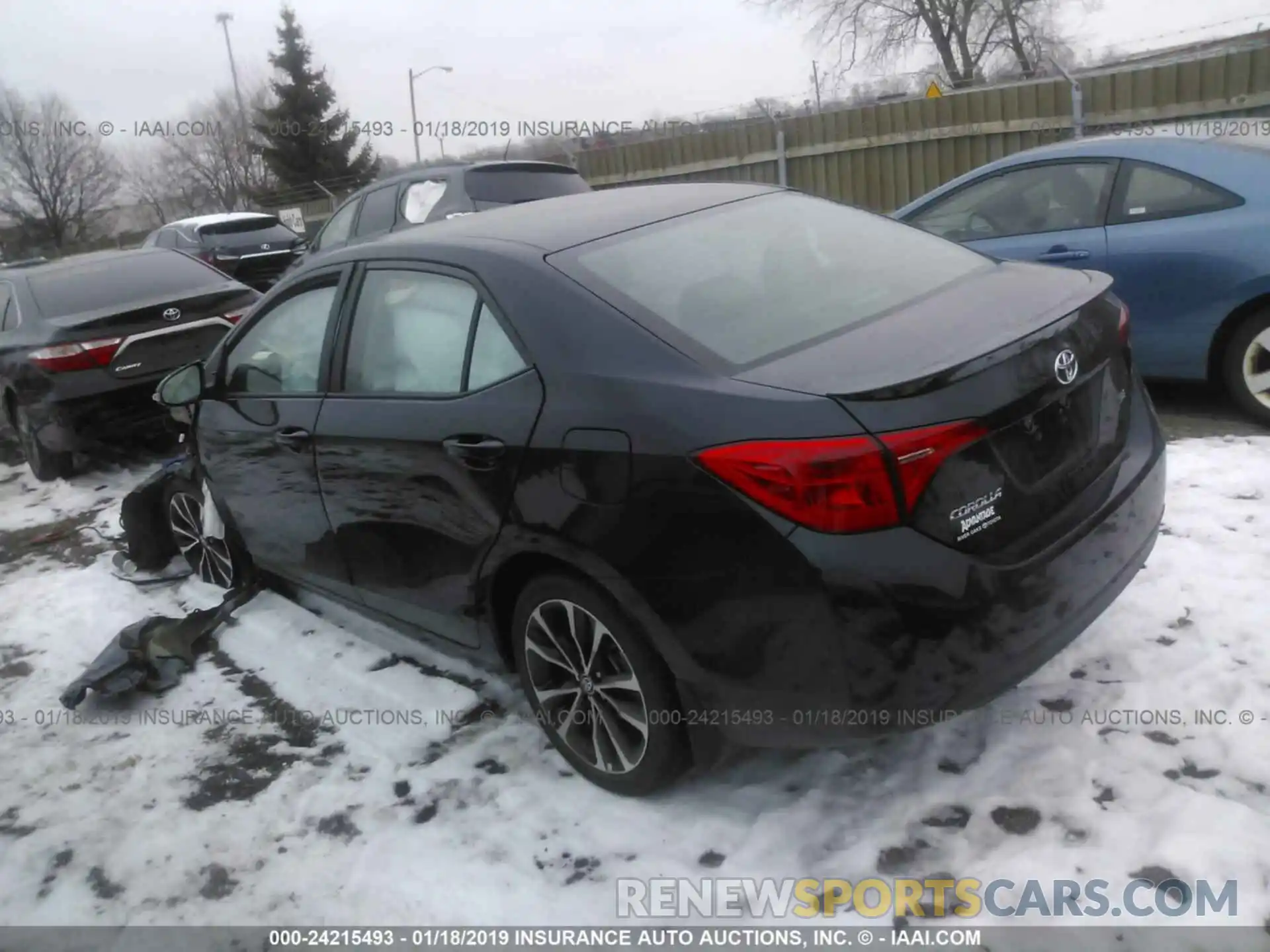 3 Photograph of a damaged car 2T1BURHE5KC155749 TOYOTA COROLLA 2019