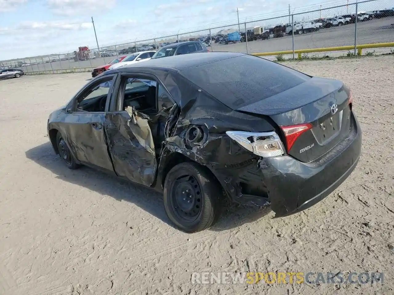 2 Photograph of a damaged car 2T1BURHE5KC156951 TOYOTA COROLLA 2019