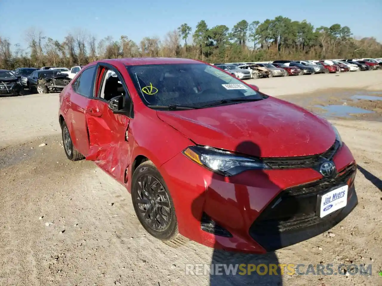 1 Photograph of a damaged car 2T1BURHE5KC157758 TOYOTA COROLLA 2019