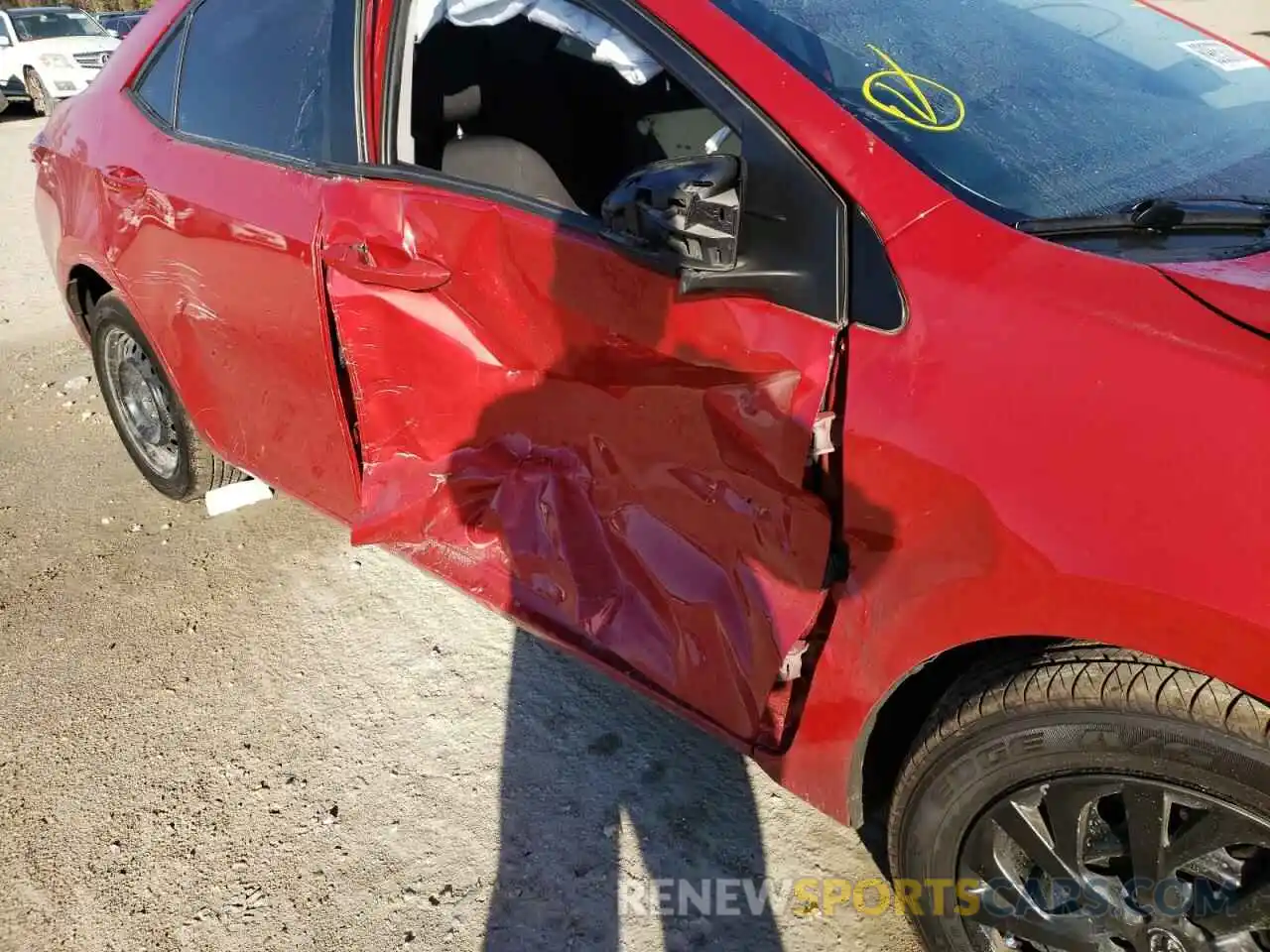 9 Photograph of a damaged car 2T1BURHE5KC157758 TOYOTA COROLLA 2019