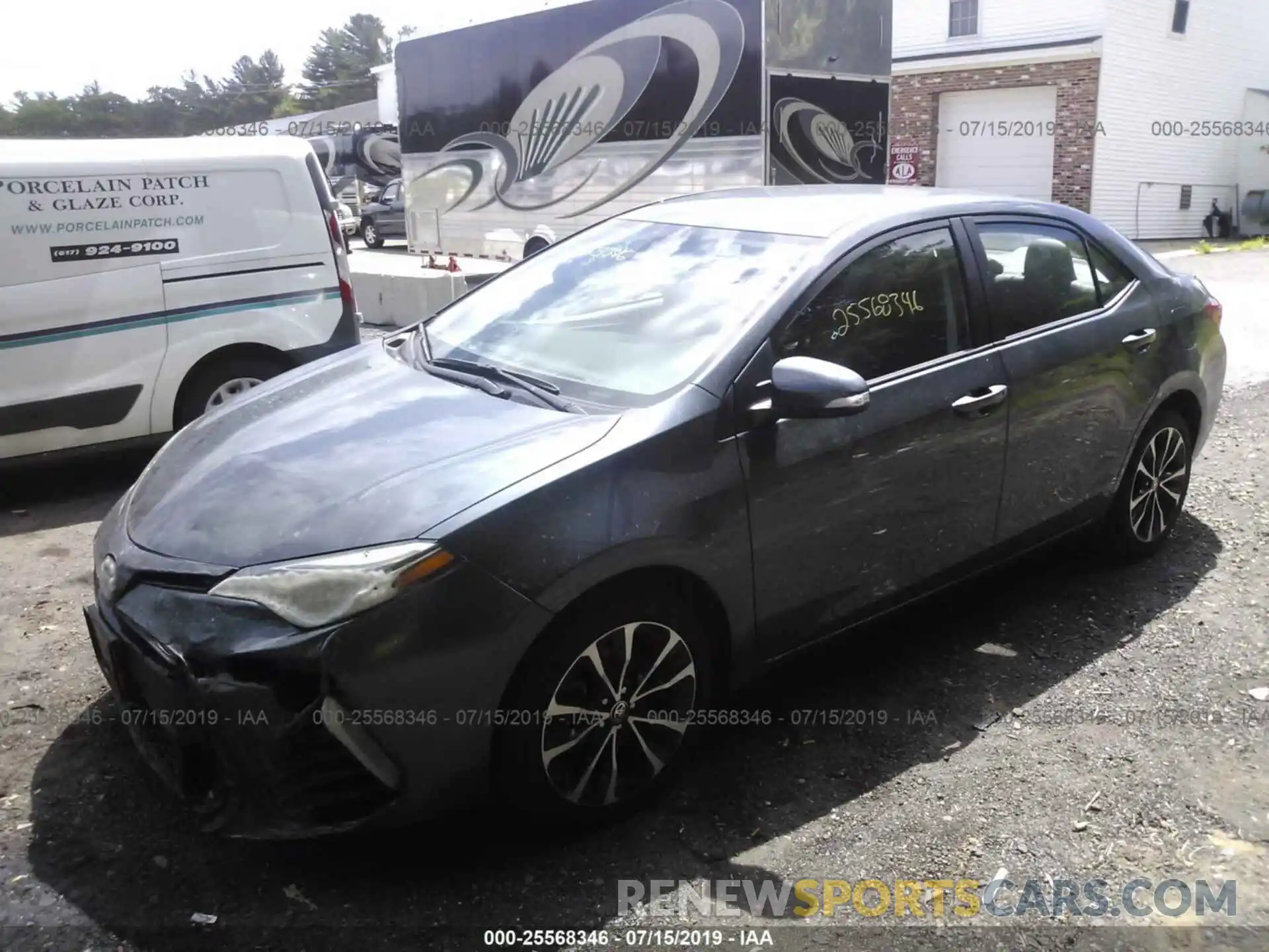 2 Photograph of a damaged car 2T1BURHE5KC158005 TOYOTA COROLLA 2019